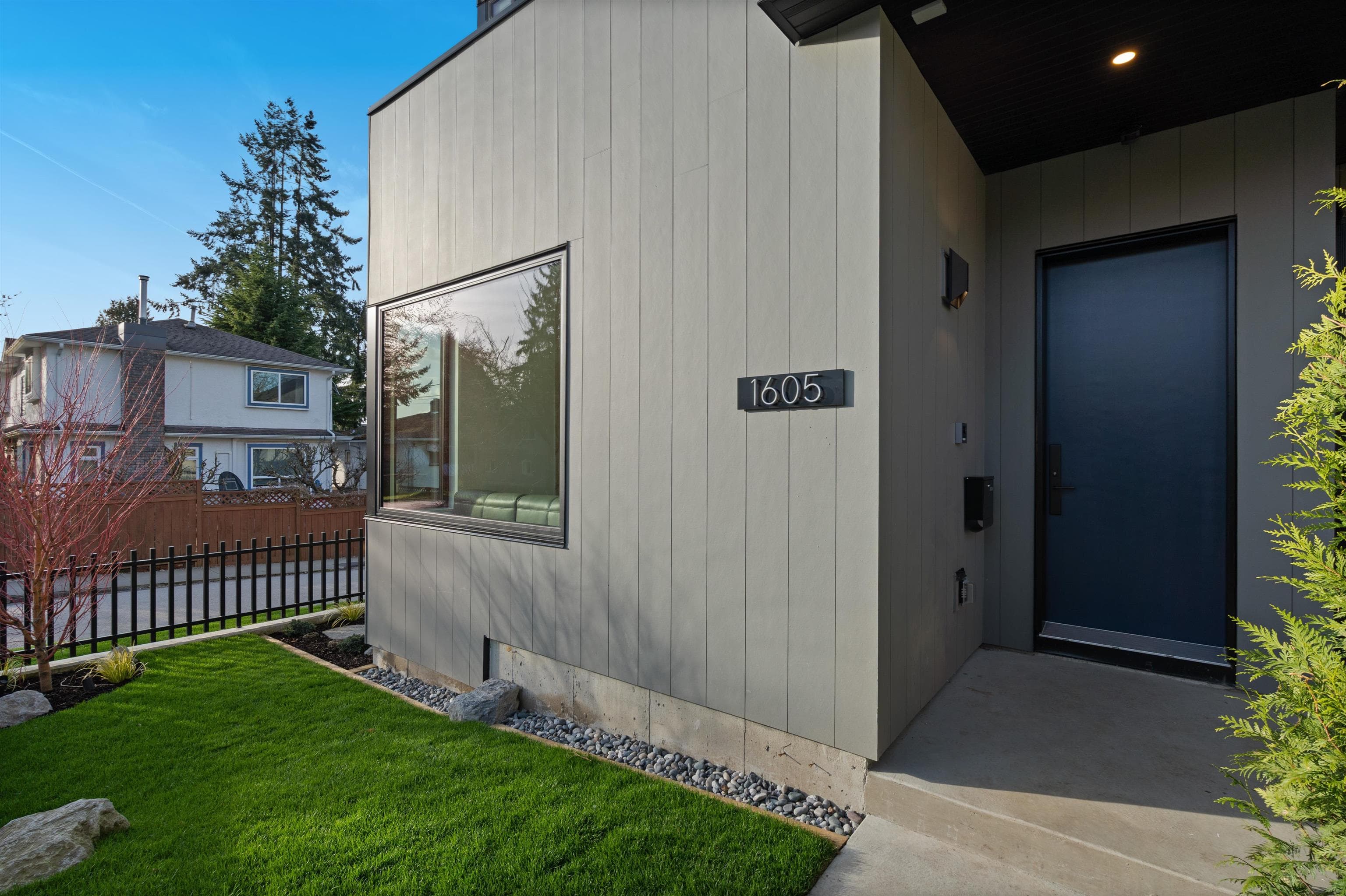 1605 E 21st Avenue, Vancouver, V5N 3V8 — photo 3