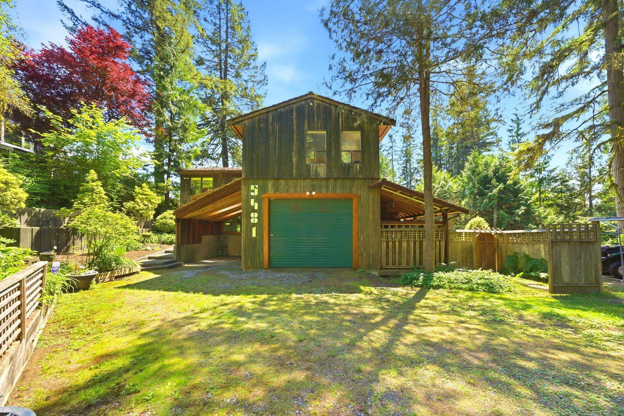 5481 Indian River Drive, North Vancouver, V7G 2T7 — photo 2