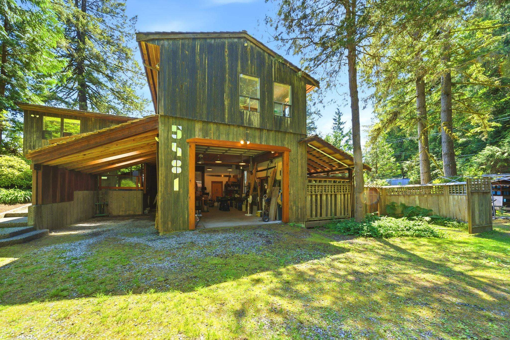 5481 Indian River Drive, North Vancouver, V7G 2T7 — photo 4
