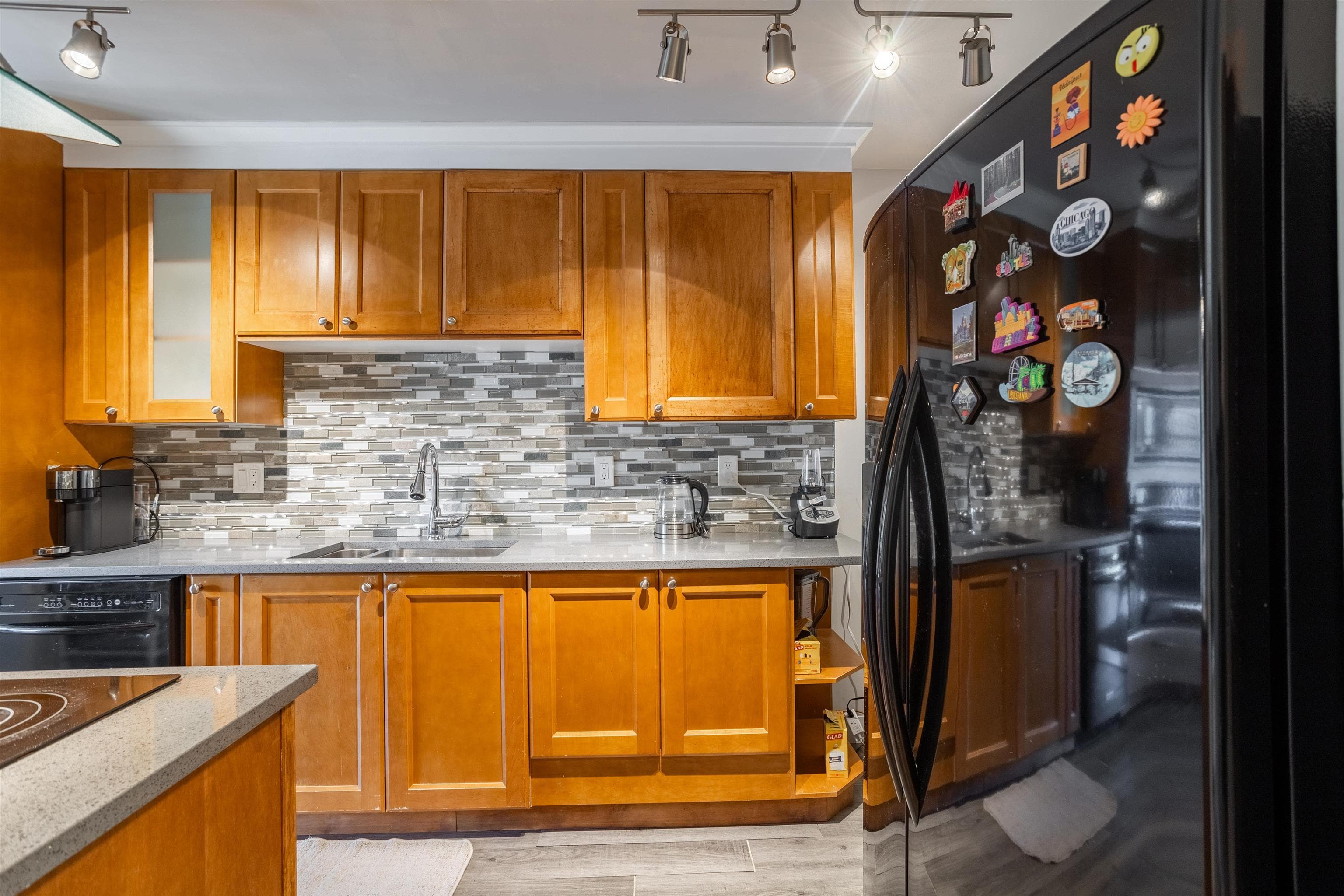 210 - 5191 203 Street, Langley, V3A 1V6 — photo 4