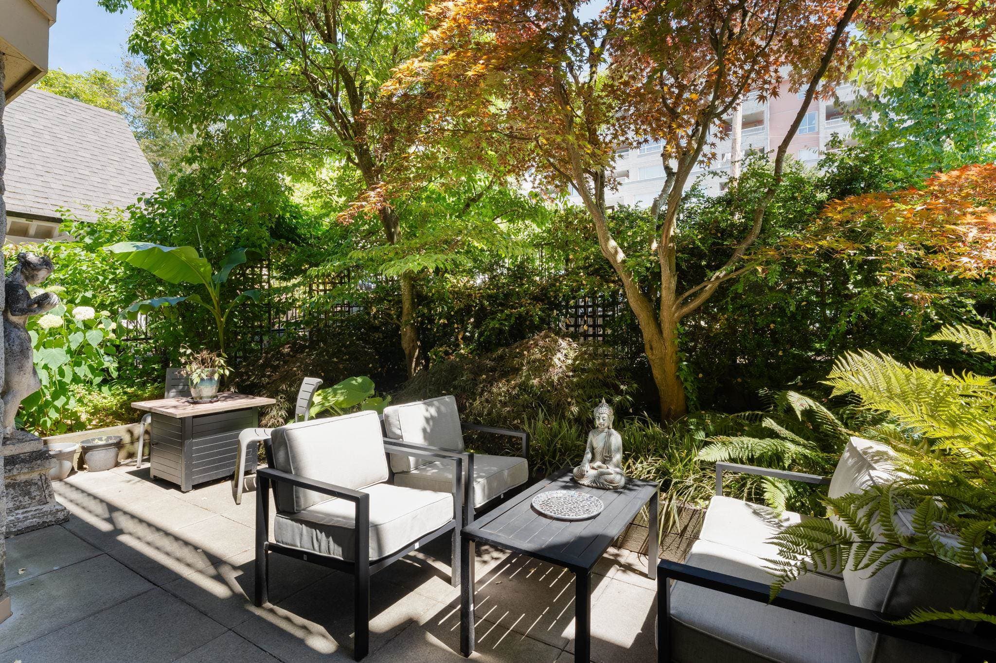 305 - 210 Eleventh Street, New Westminster, V3M 4C9 — photo 1