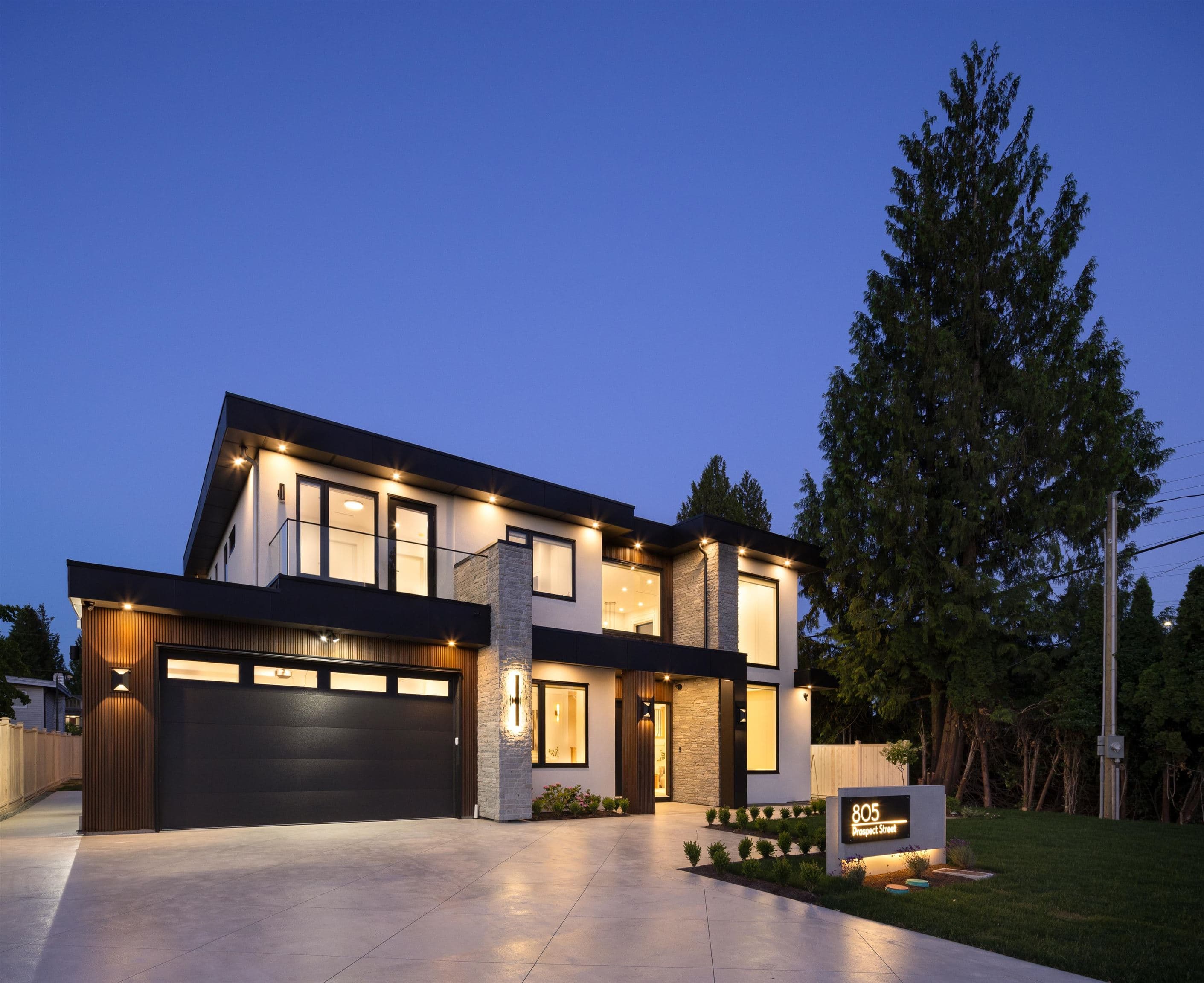 805 Prospect Street, Coquitlam, V3J 6E8 — photo 2
