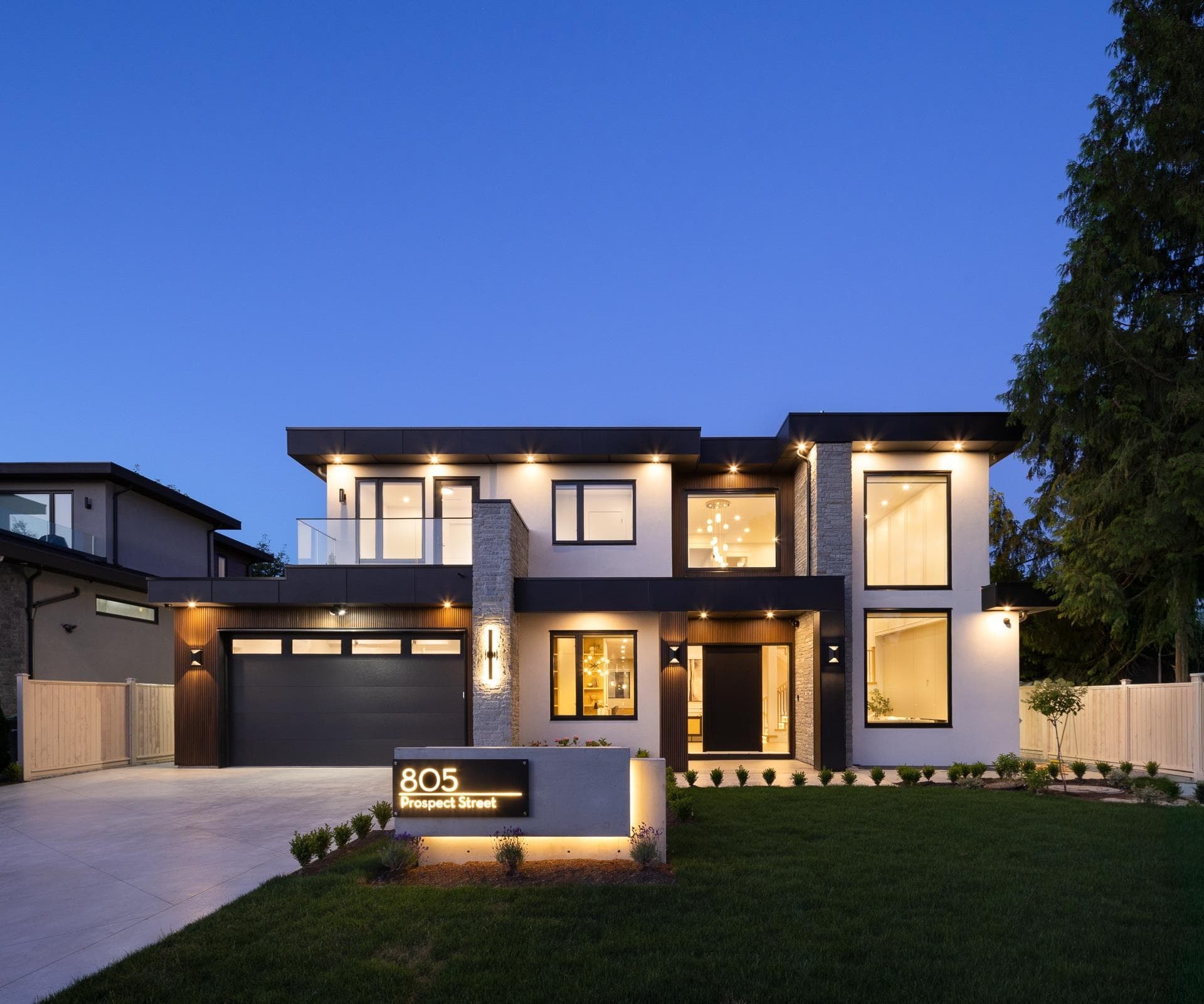 805 Prospect Street, Coquitlam, V3J 6E8 — photo 1