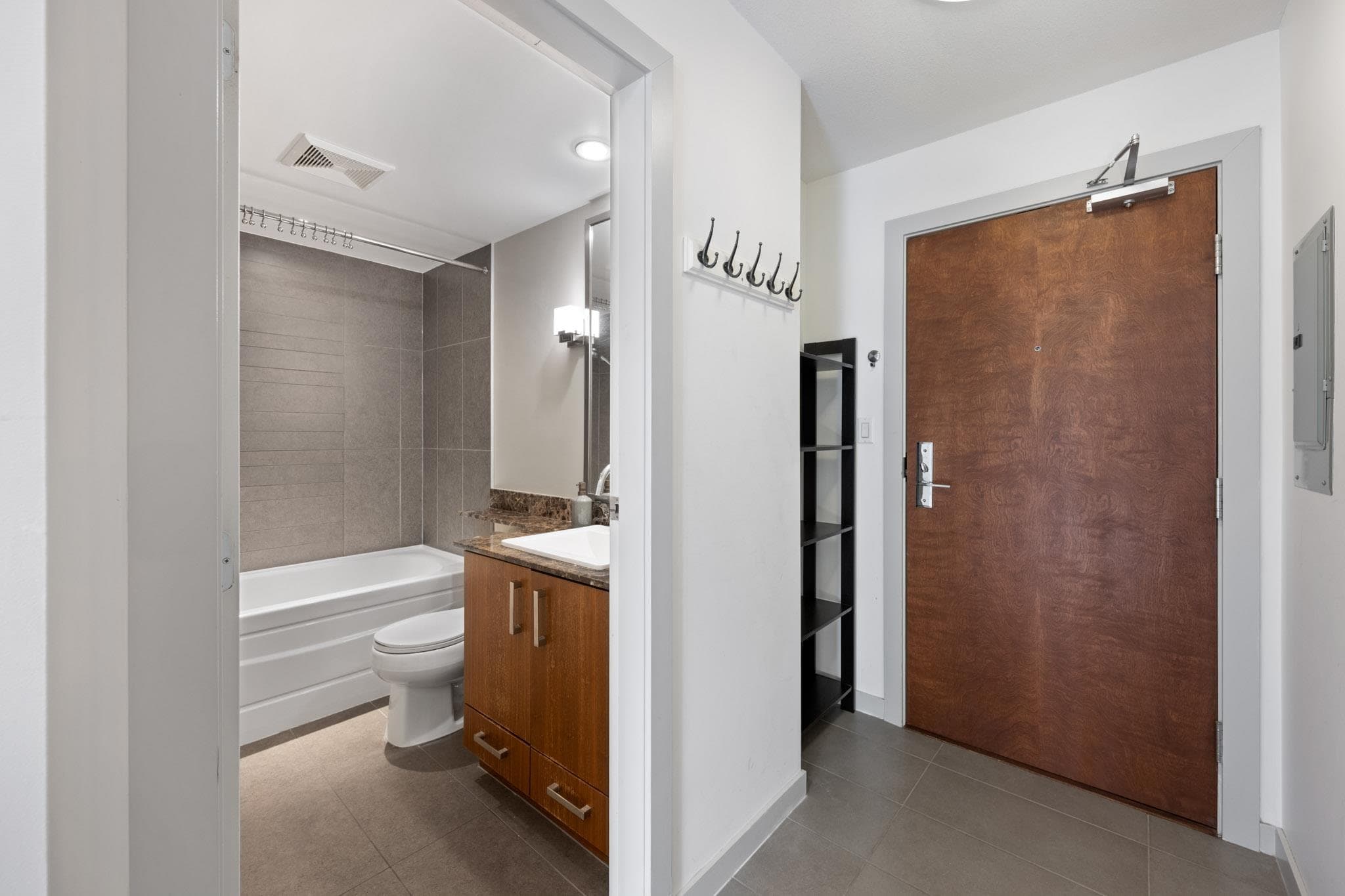 312 - 5775 Irmin Street, Burnaby, V5J 0C3 — photo 3