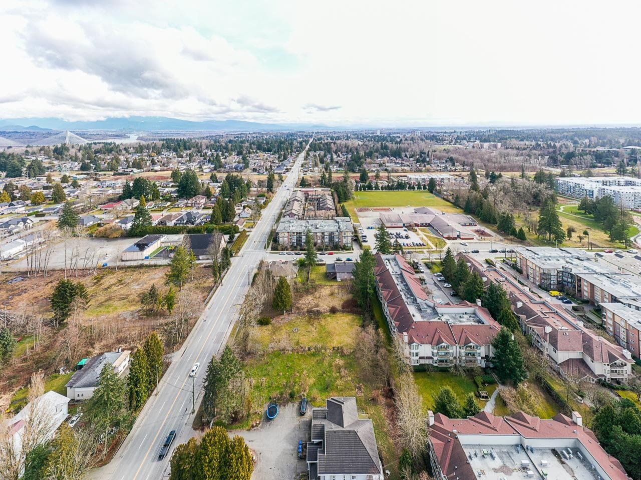 13878 108 Avenue, Surrey, V3T 2K8 — photo 4