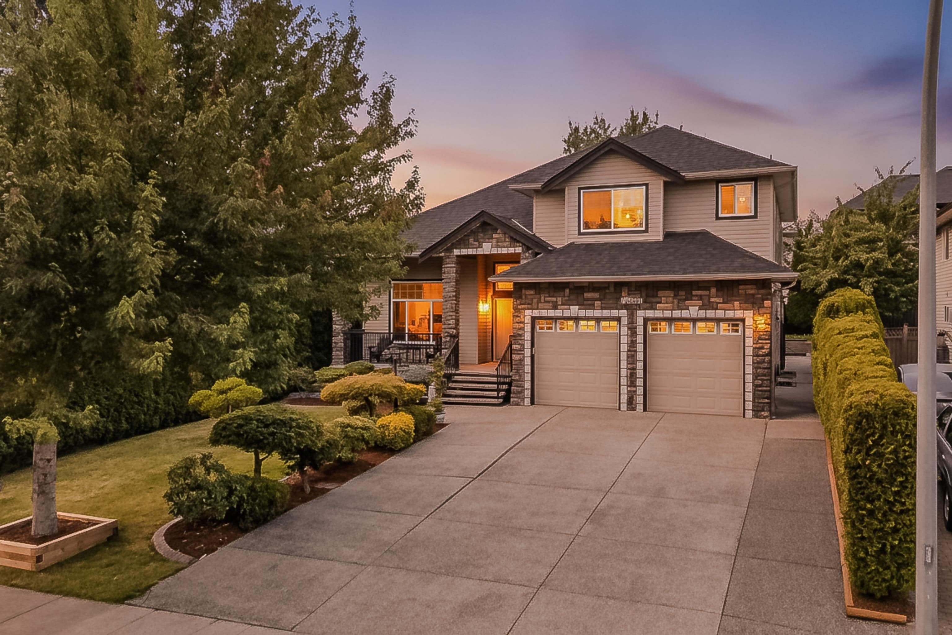 26843 25a Avenue, Langley, V4W 4A2 — photo 1