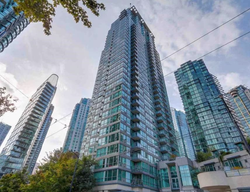 2206 - 1328 W Pender Street, Vancouver