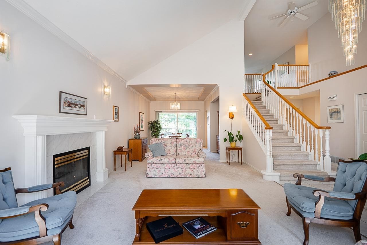 11443 Royal Crescent, Surrey, V3V 6V5 — photo 4