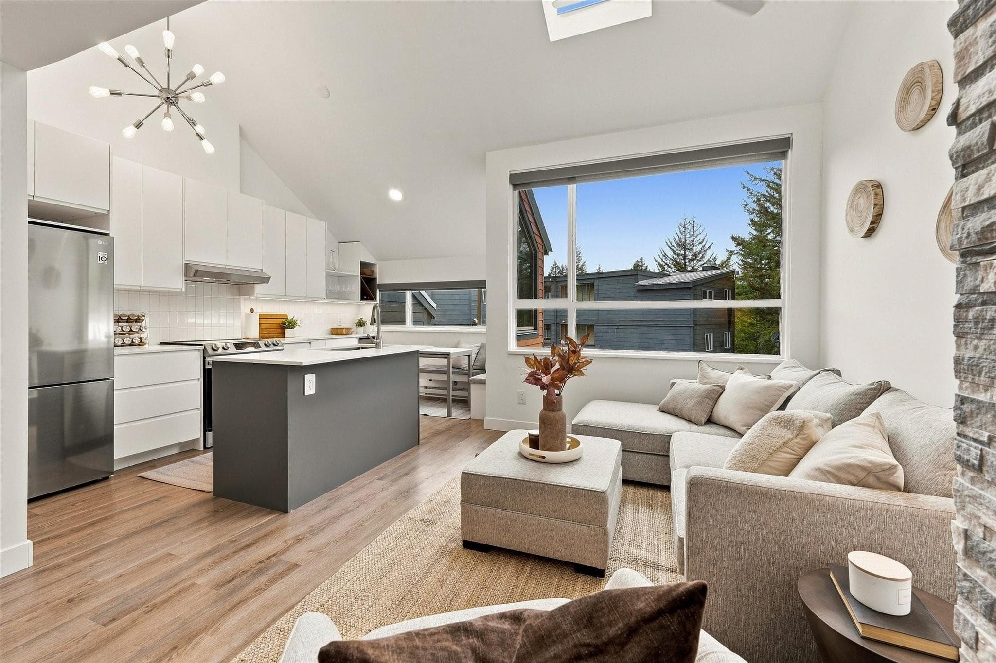 9 - 2110 Whistler Road, Whistler, V8E 0A6 — photo 1