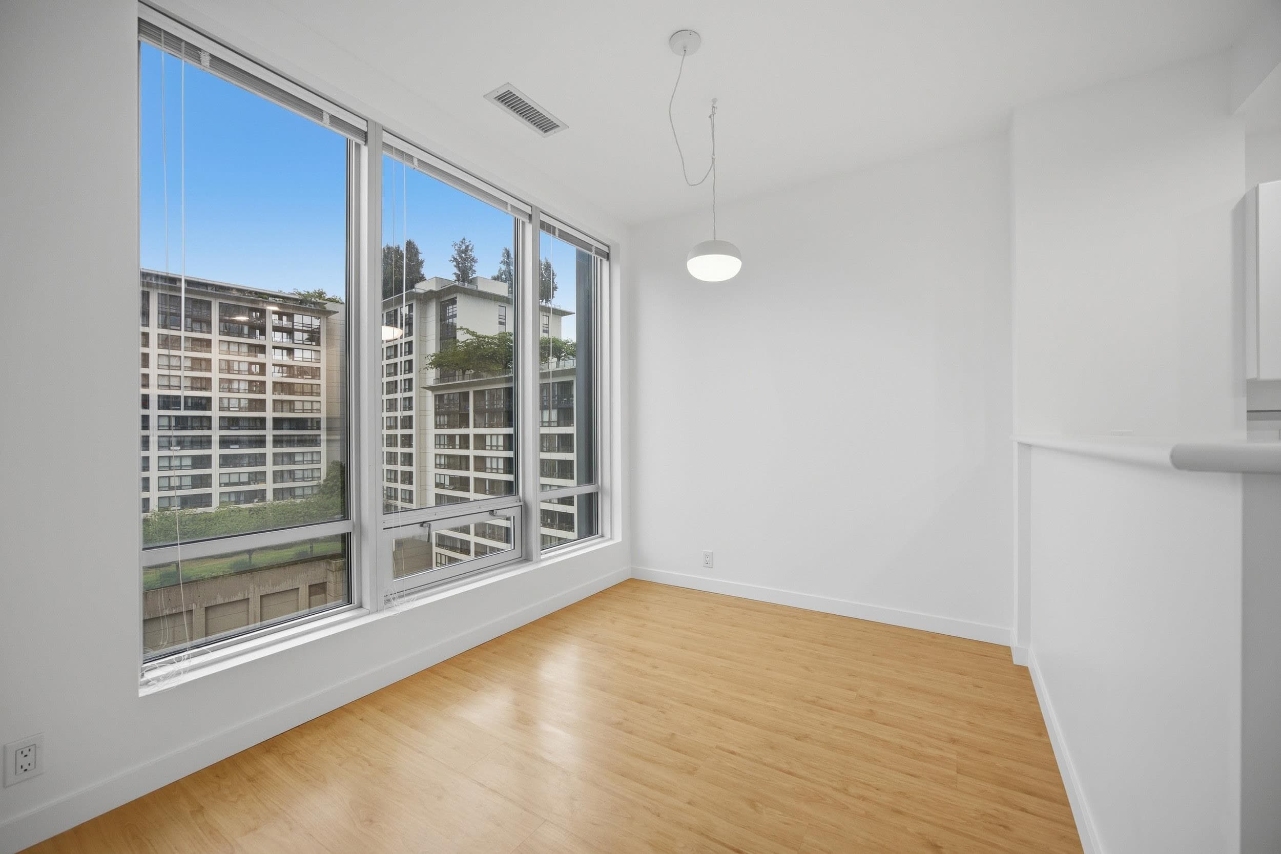 1110 - 989 Nelson Street, Vancouver, V6Z 2S1 — photo 3