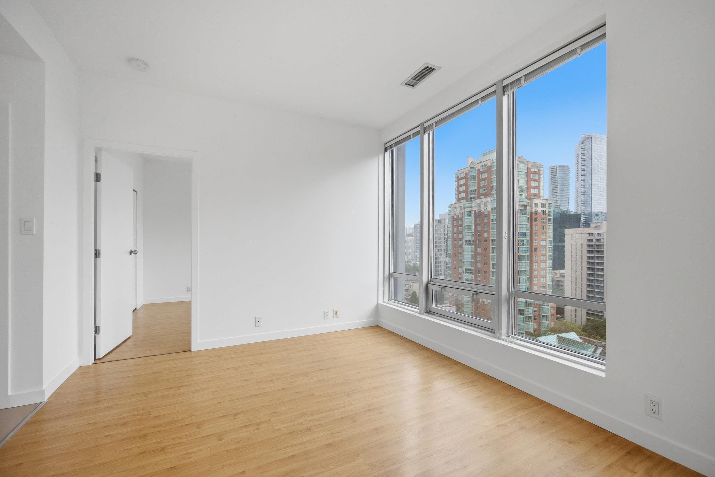 1110 - 989 Nelson Street, Vancouver, V6Z 2S1 — photo 5