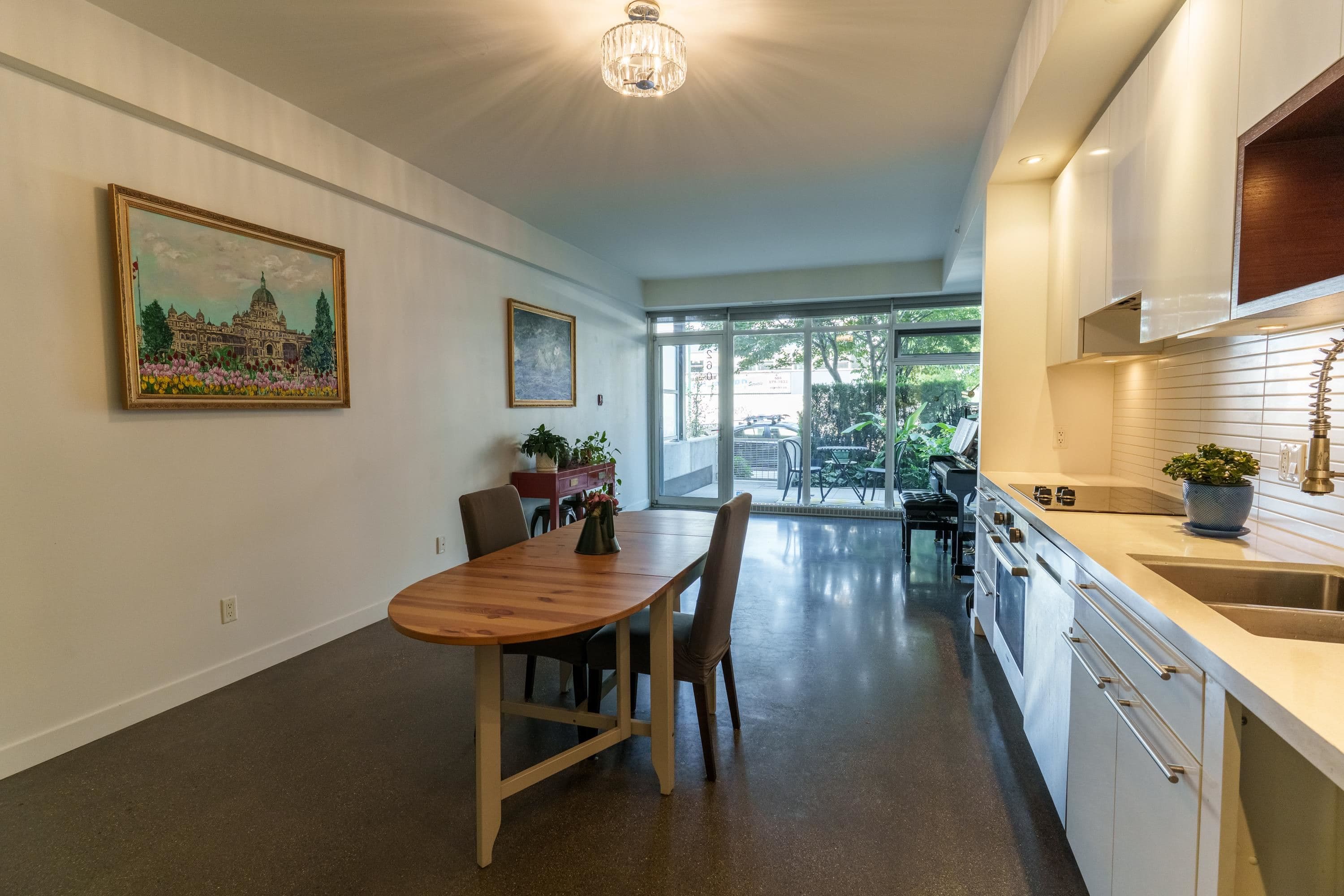 260 E 2nd Avenue, Vancouver, V5T 1B7 — photo 2