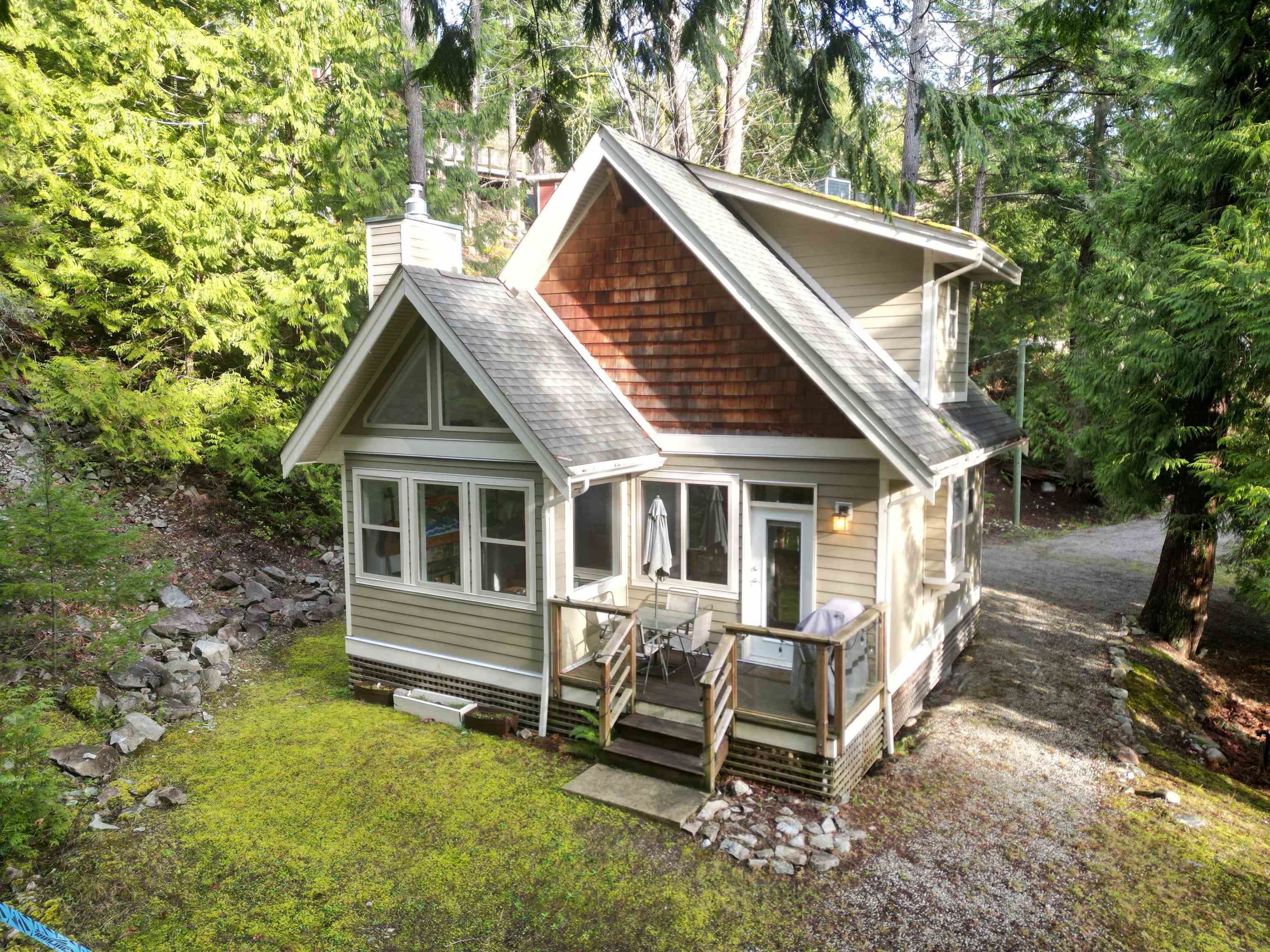 13489 Lee Road, Pender Harbour, V0N 1S1 — photo 2