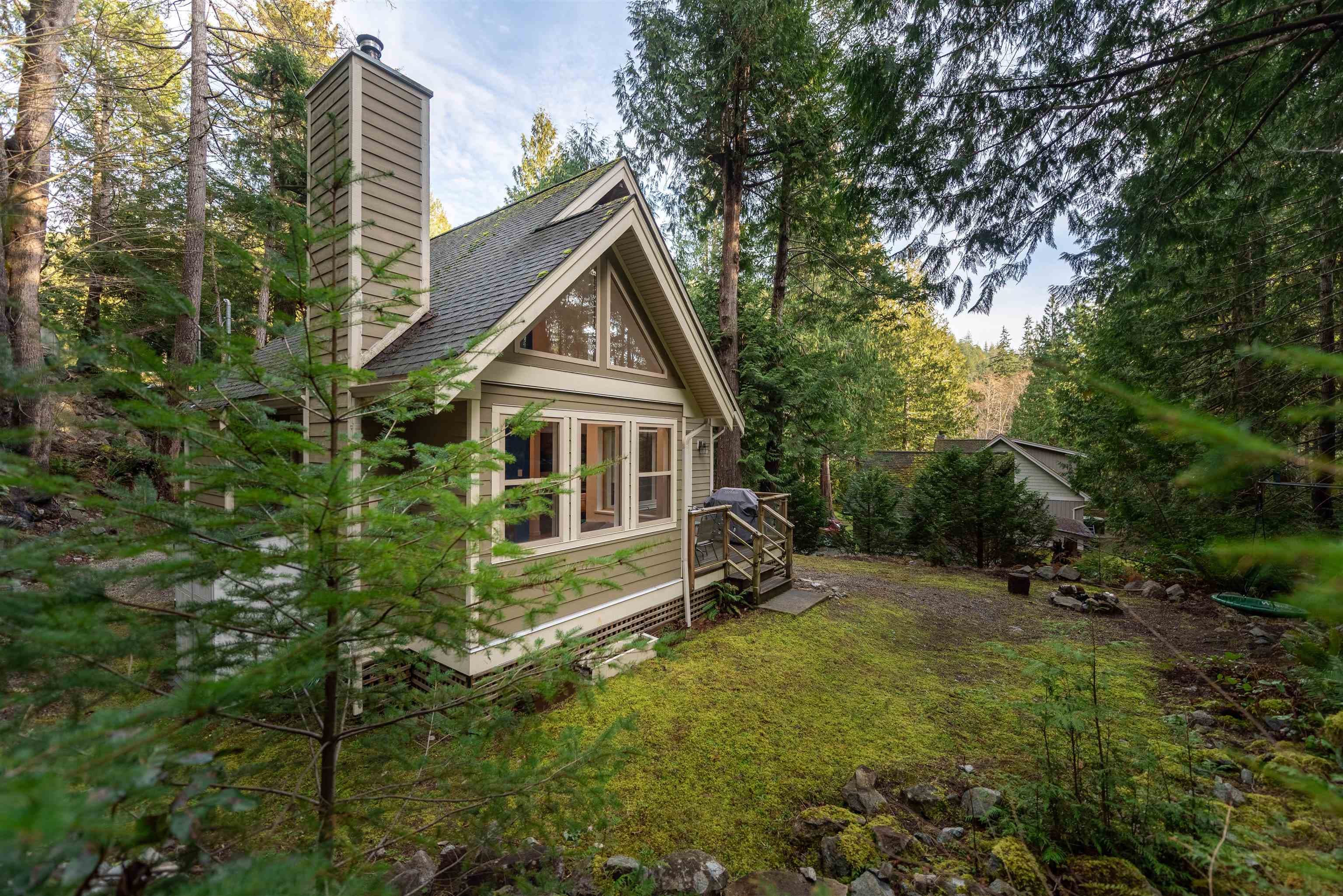 13489 Lee Road, Pender Harbour