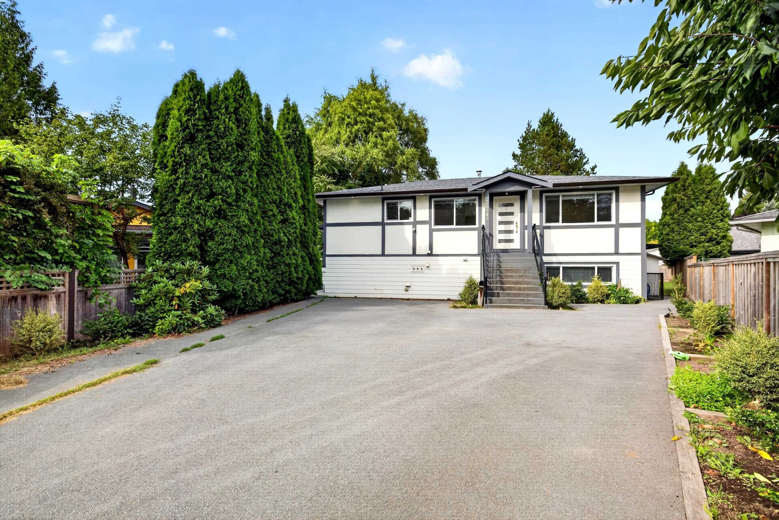 20543 50a Avenue, Langley, V3A 6X3 — photo 2