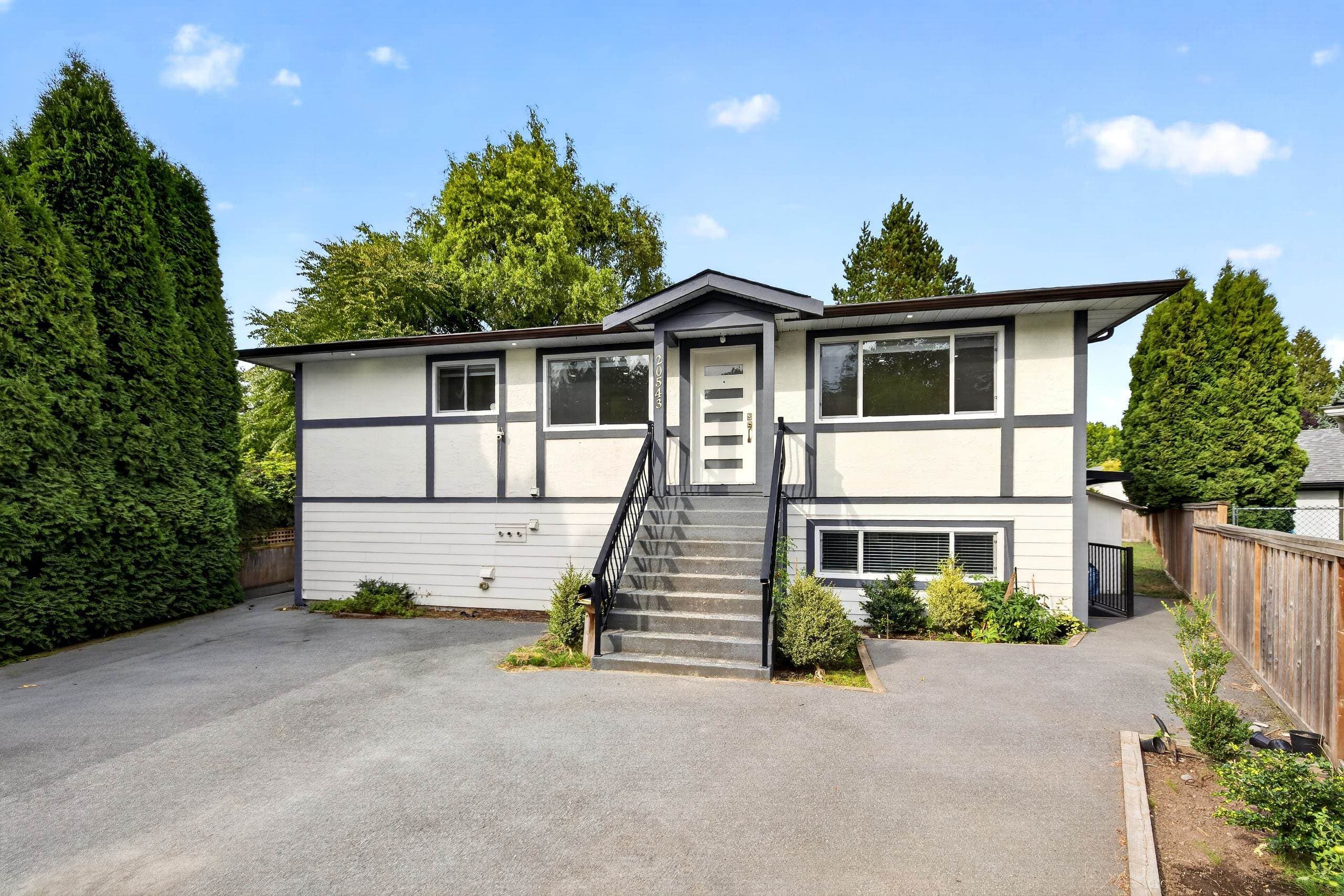 20543 50a Avenue, Langley, V3A 6X3 — photo 3