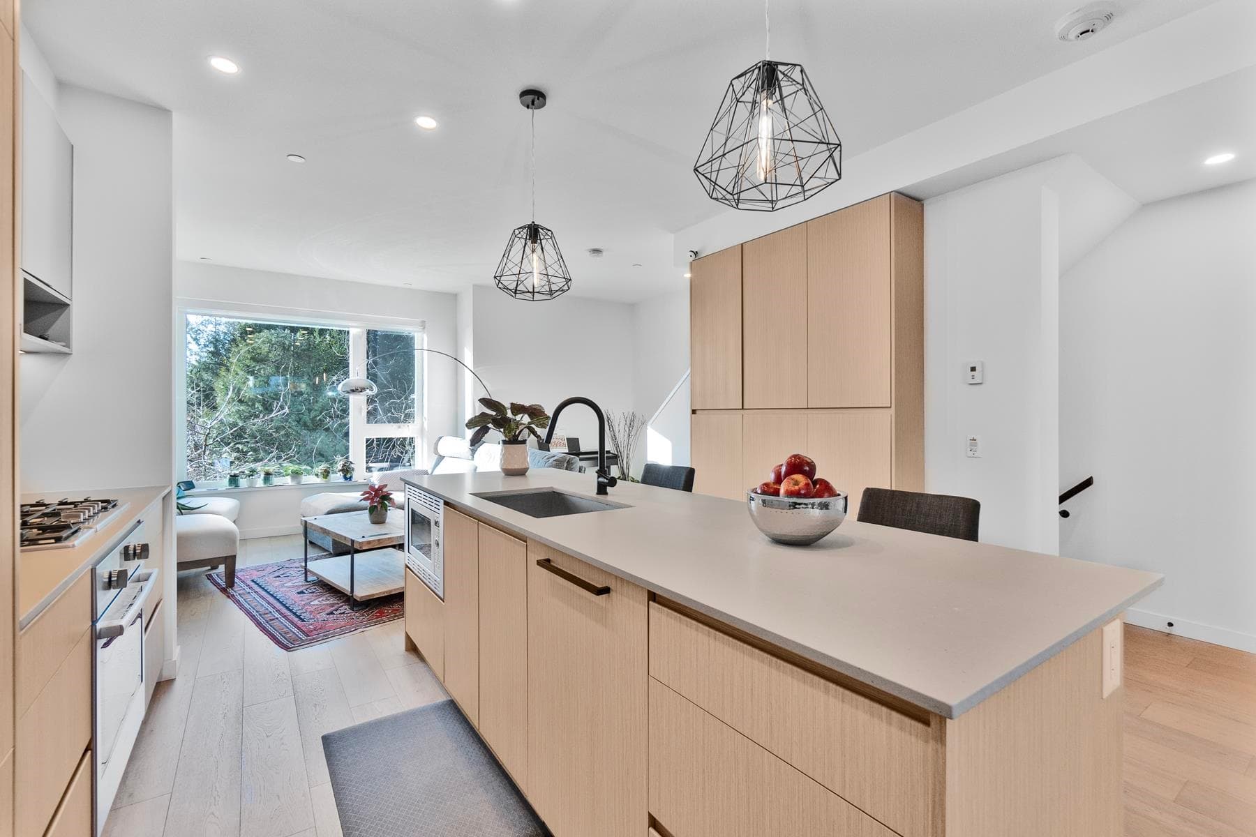 11 - 528 E 2nd Street, North Vancouver, V7L 0G8 — photo 4