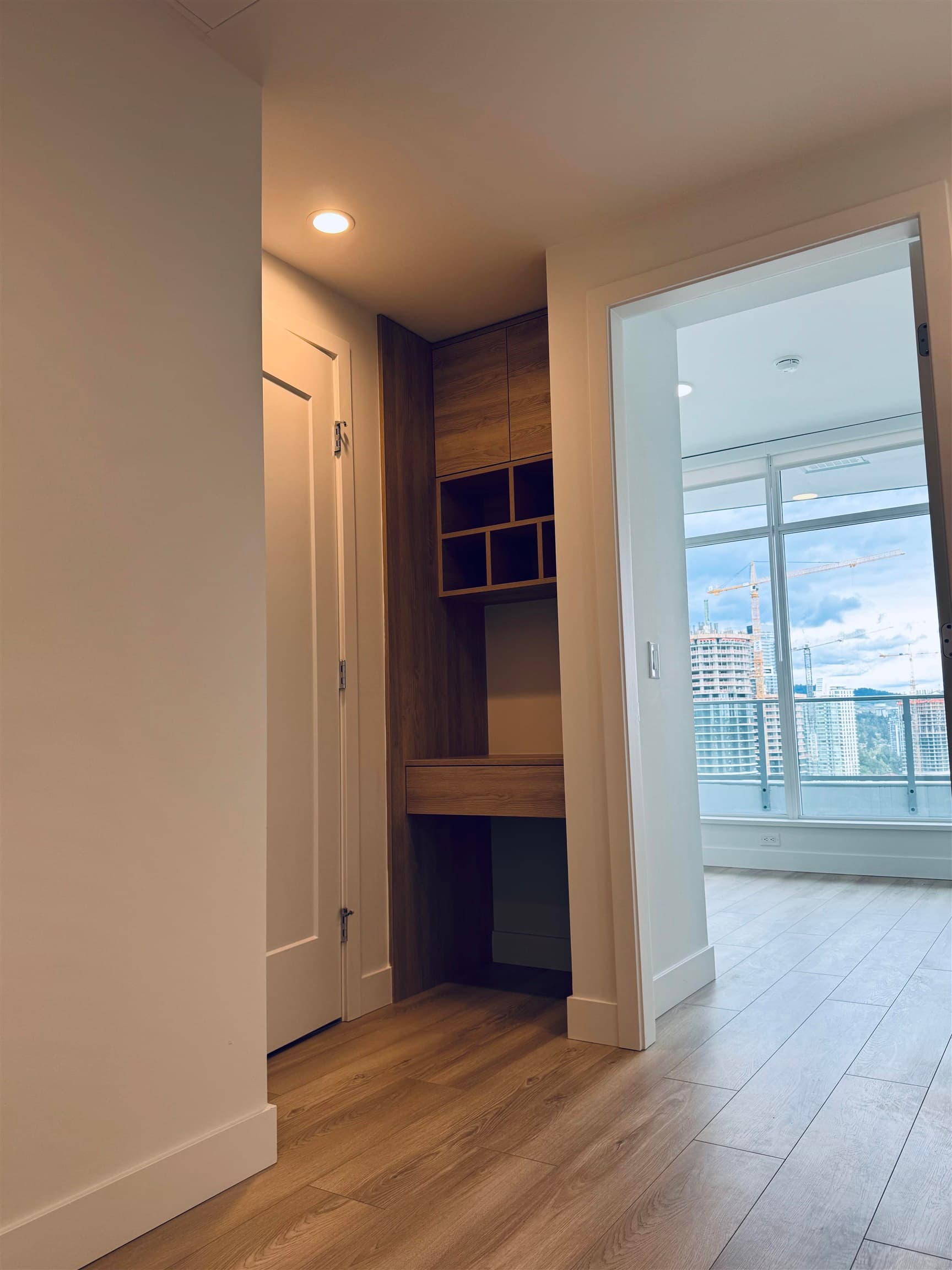 2004 - 2381 Beta Avenue, Burnaby, V5C 0P7 — photo 4