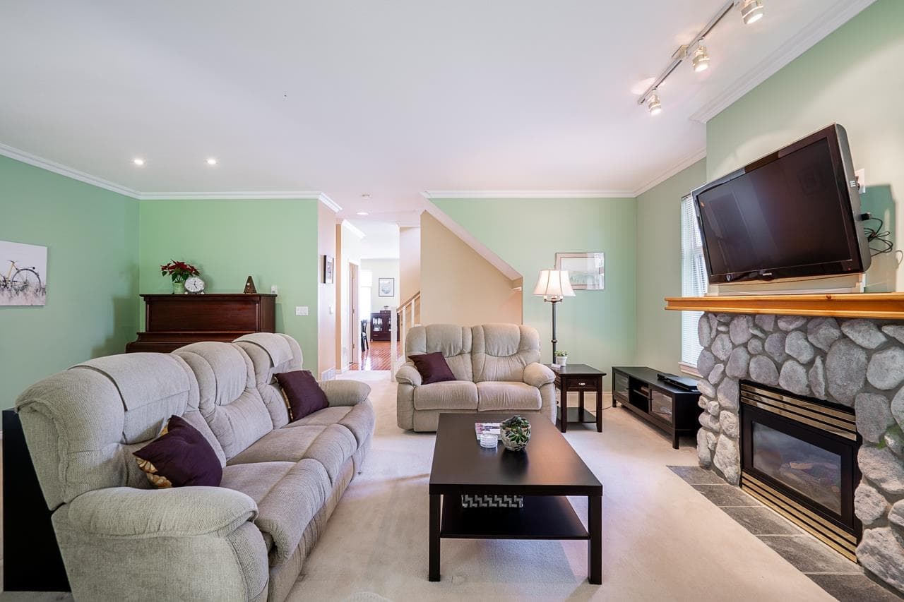 69 - 15037 58 Avenue, Surrey, V3S 8Z5 — photo 2