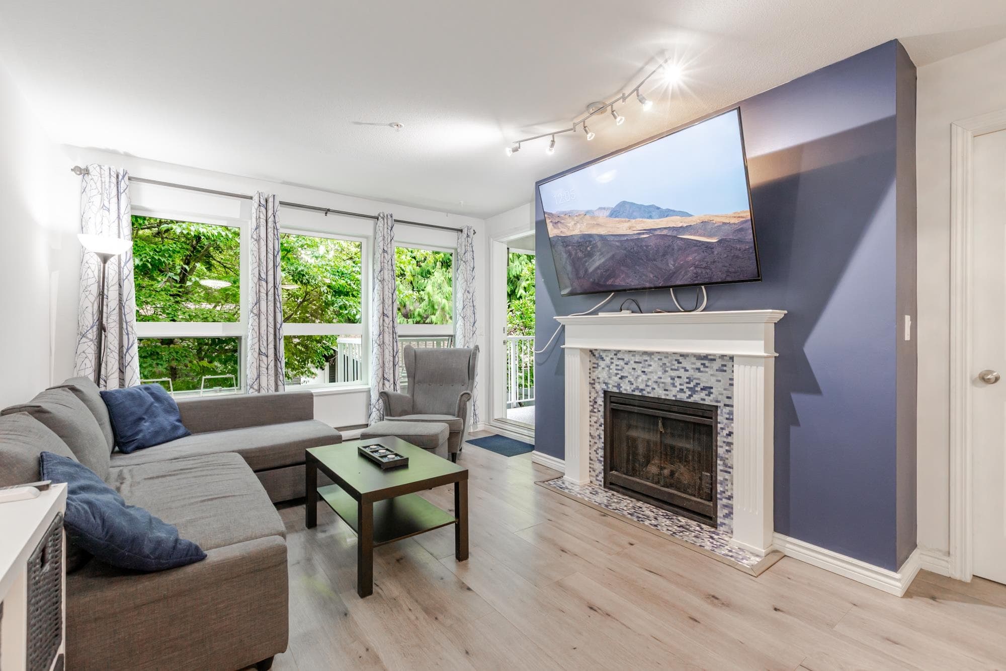 202 - 9688 148 Street, Surrey, V3R 0W2 — photo 2