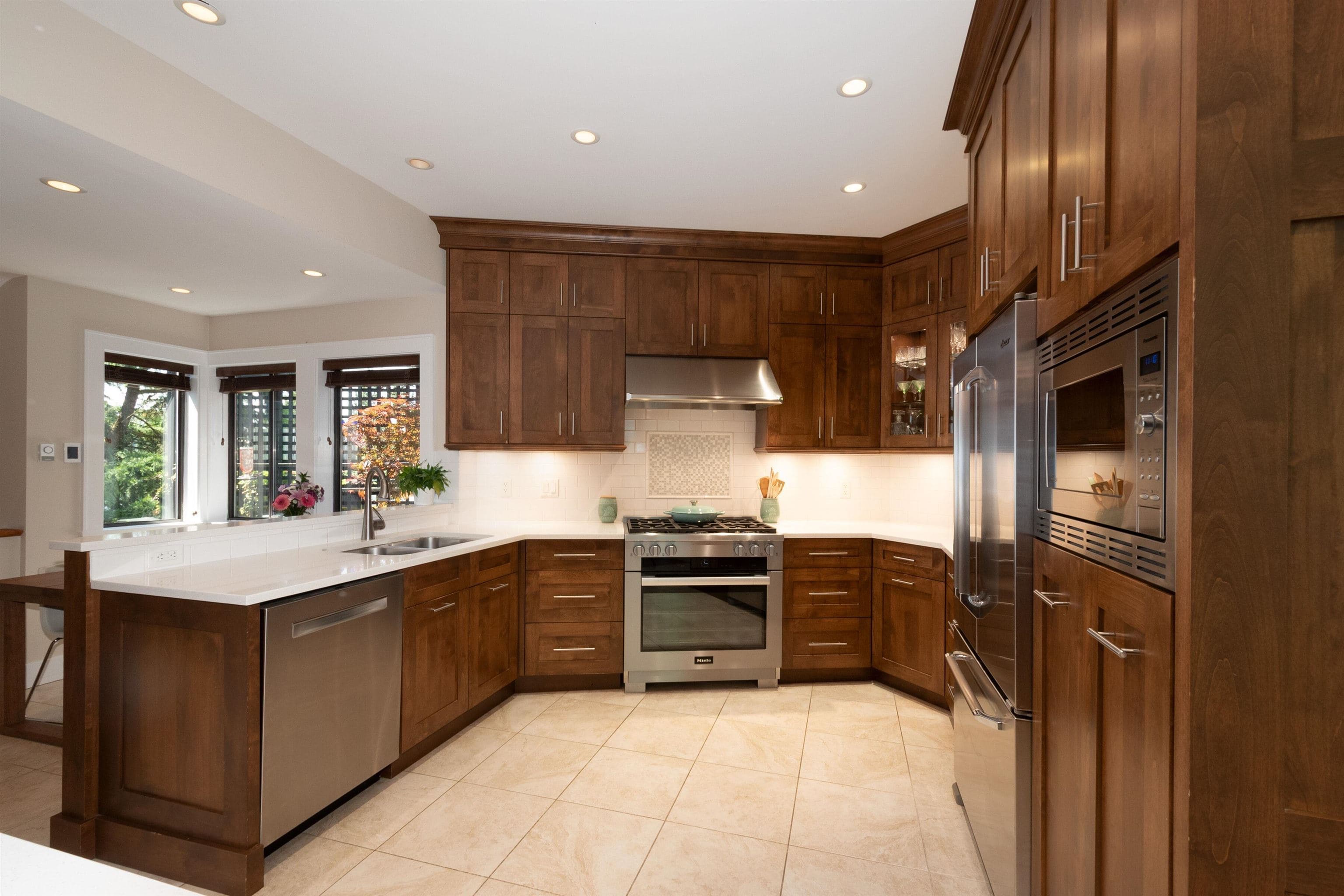 2643 Panorama Drive, North Vancouver, V7G 1V7 — photo 5