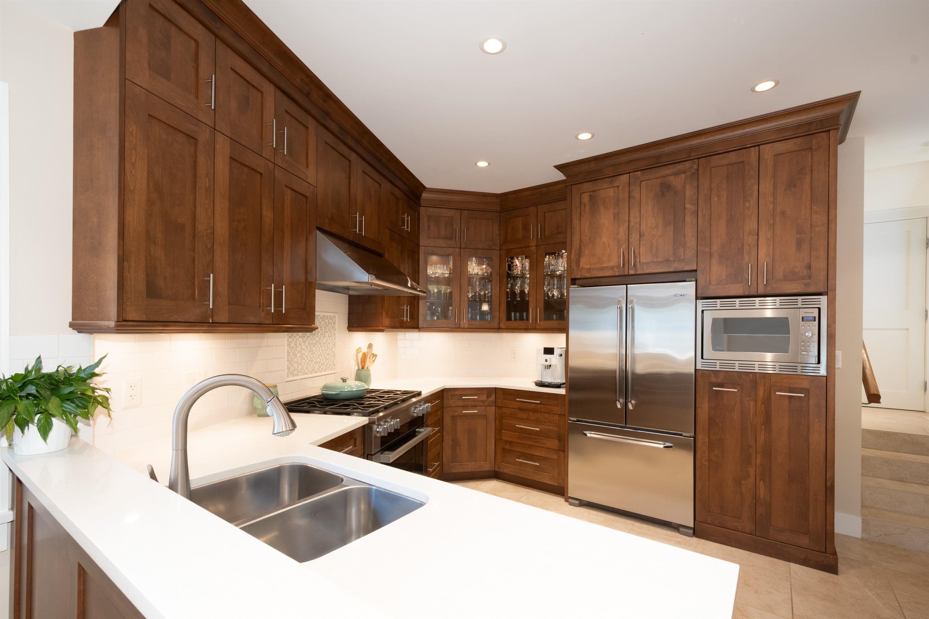 2643 Panorama Drive, North Vancouver, V7G 1V7 — photo 4