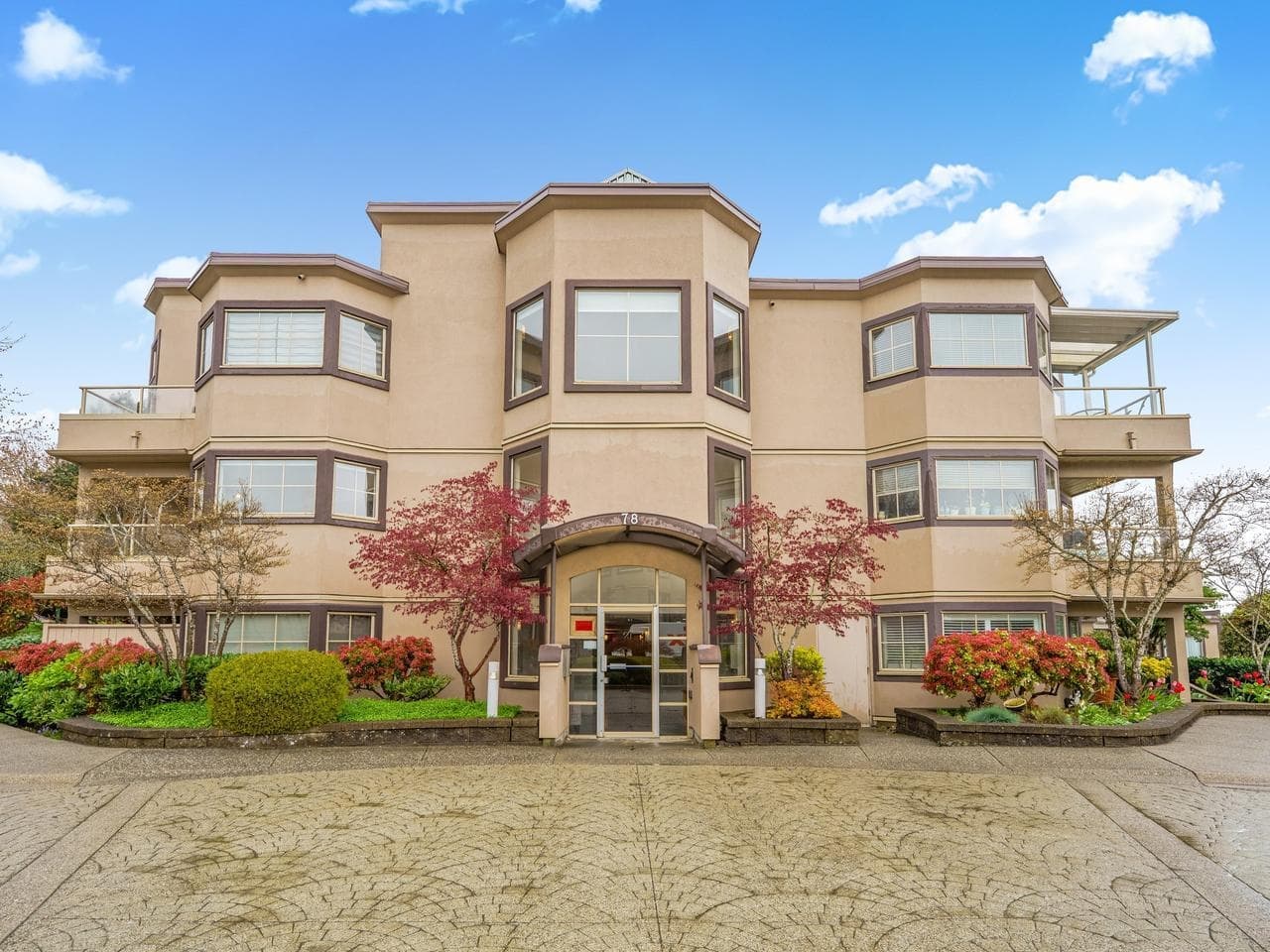 207 - 78 Richmond Street, New Westminster, V3L 5T2 — photo 1