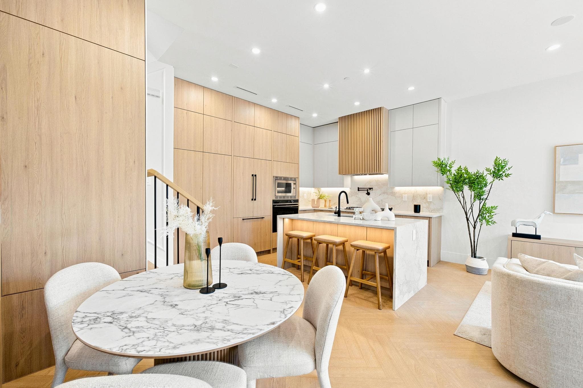 2 - 646 E 23rd Avenue, Vancouver, V5V 1X8 — photo 5