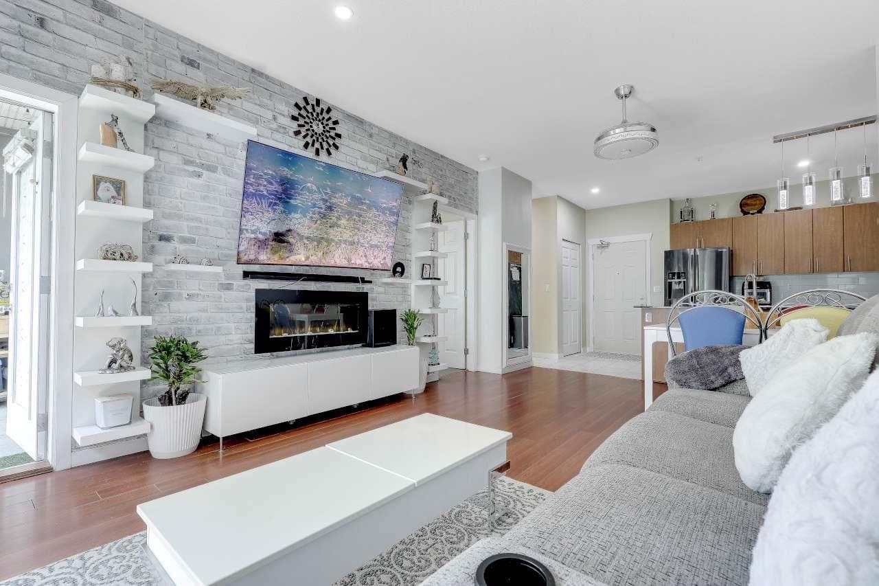 208 - 2488 Kelly Avenue, Port Coquitlam, V3C 1Y4 — photo 1