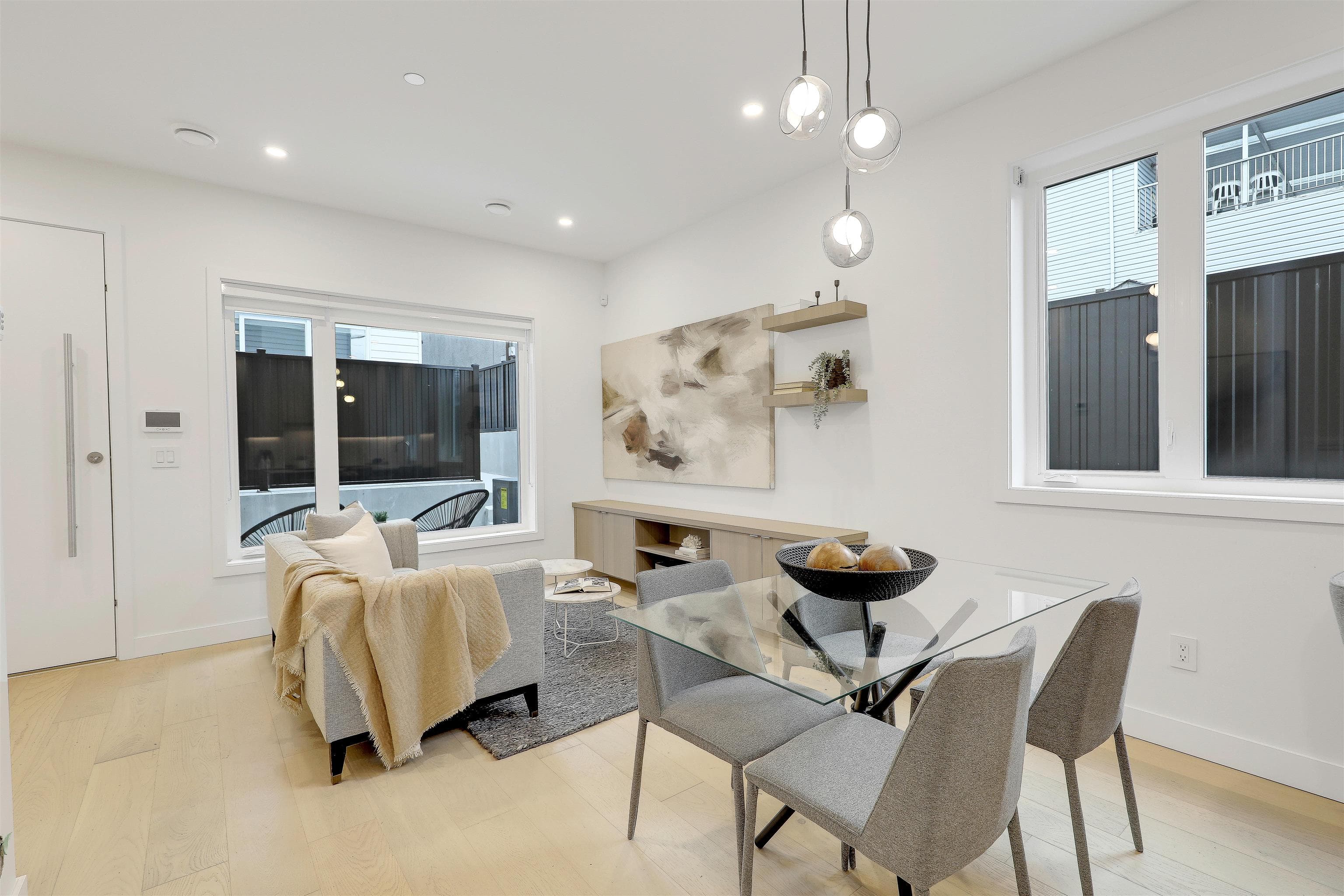 1 - 3183 Graveley Street, Vancouver, V5K 3K7 — photo 2