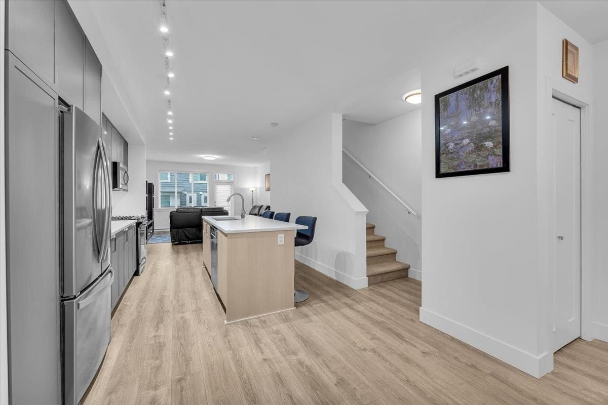 35 - 9718 161a Street, Surrey, V4N 6S7 — photo 5