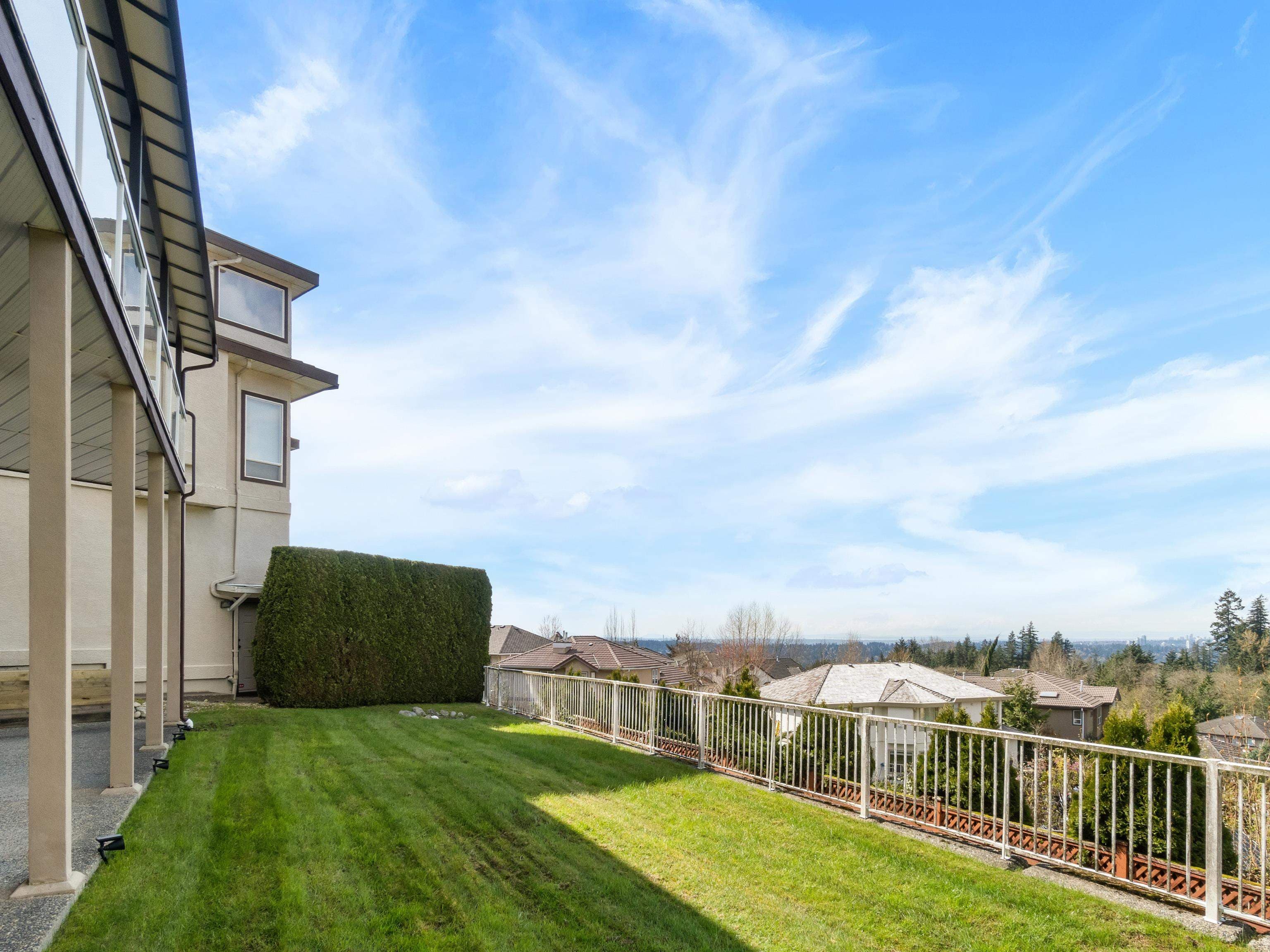 2570 Diamond Crescent, Coquitlam, V3E 3A3 — photo 3