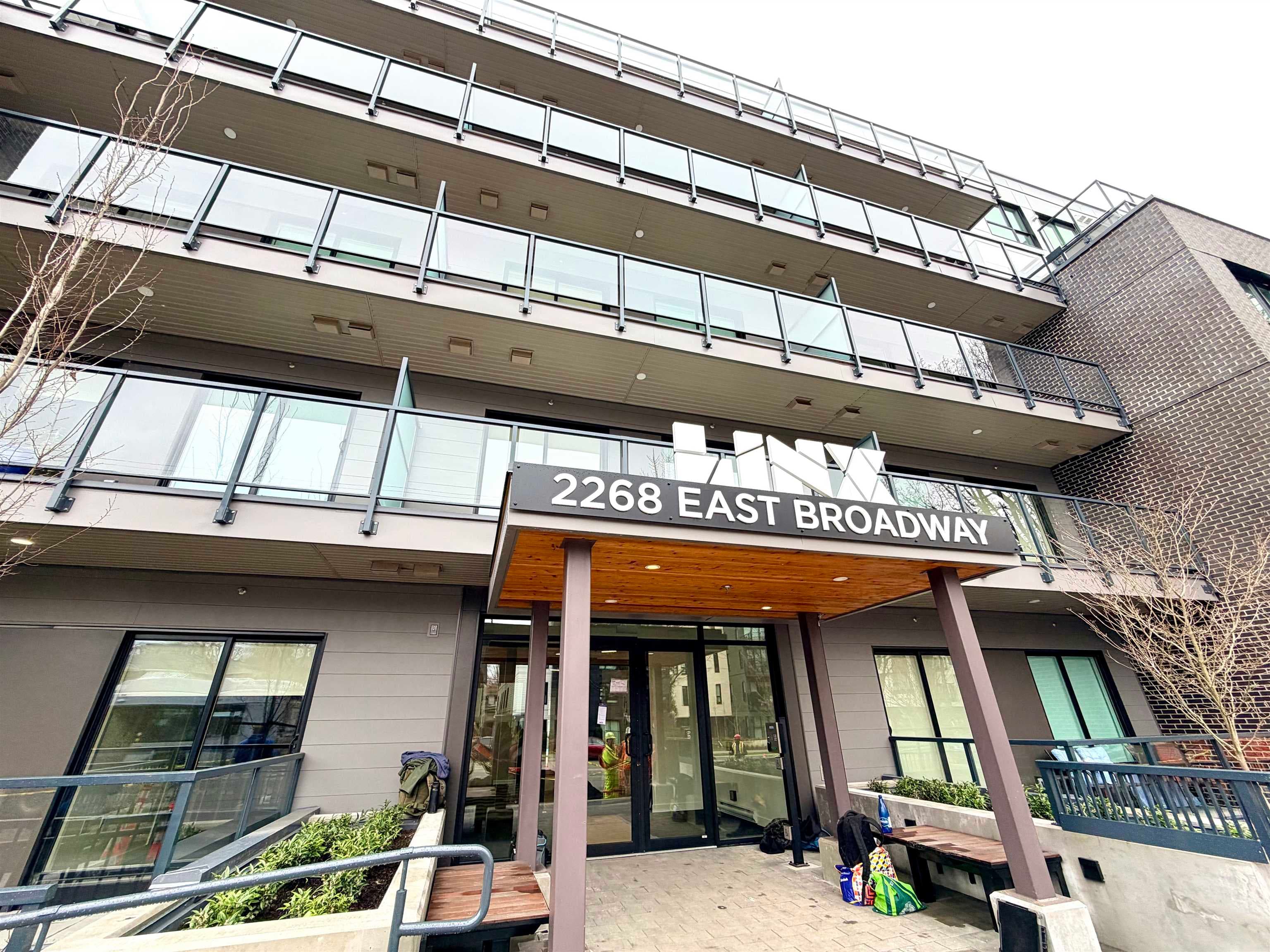 105 - 2268 E Broadway, Vancouver, V5N 0L2 — photo 1