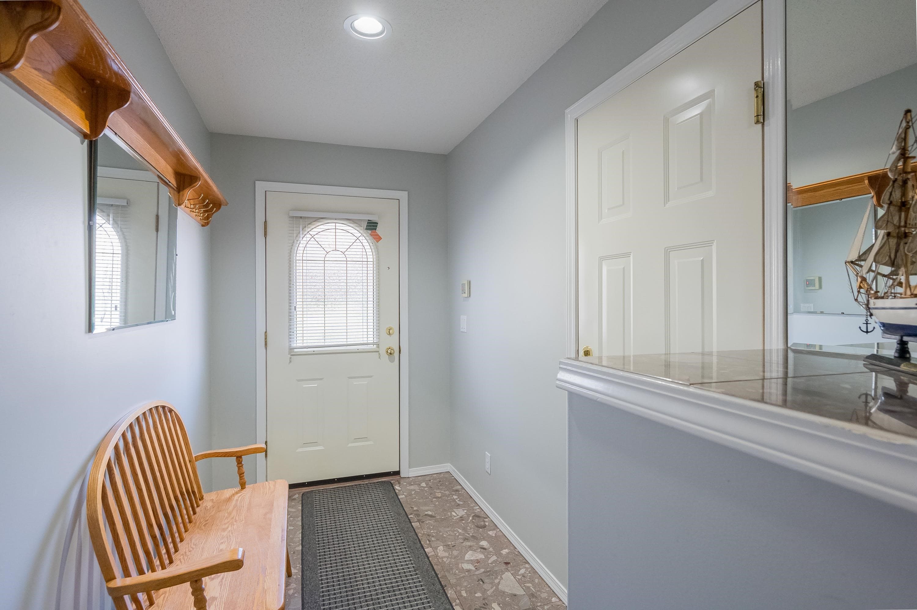 204 - 13888 70 Avenue, Surrey, V3W 0R8 — photo 2
