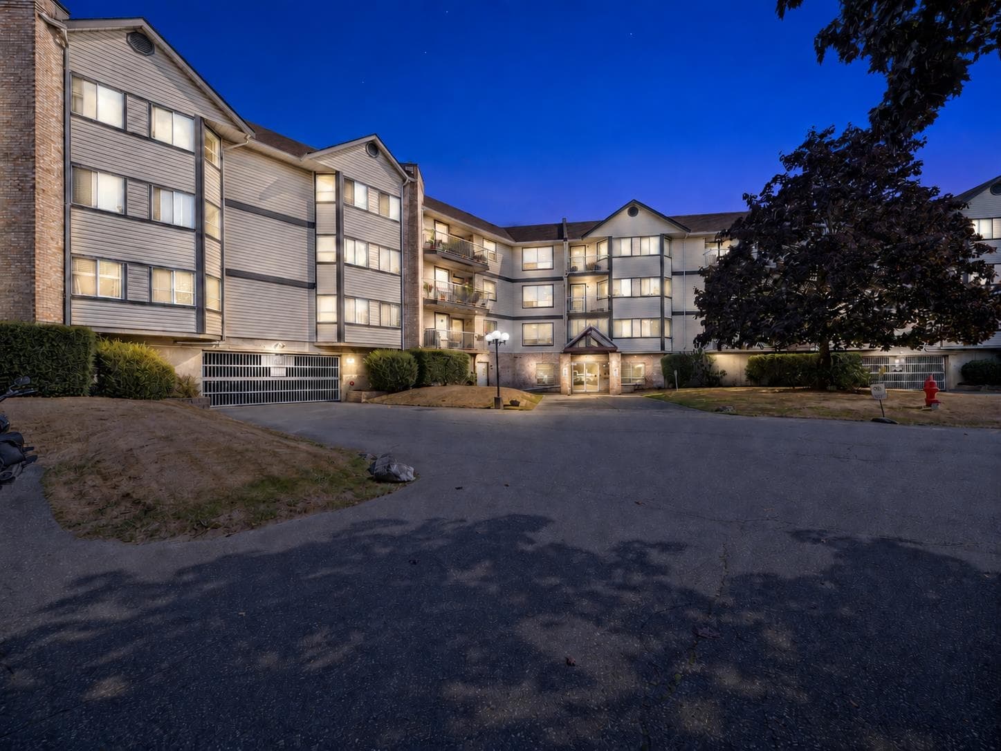 205 - 5710 201 Street, Langley, V3A 8A8 — photo 2