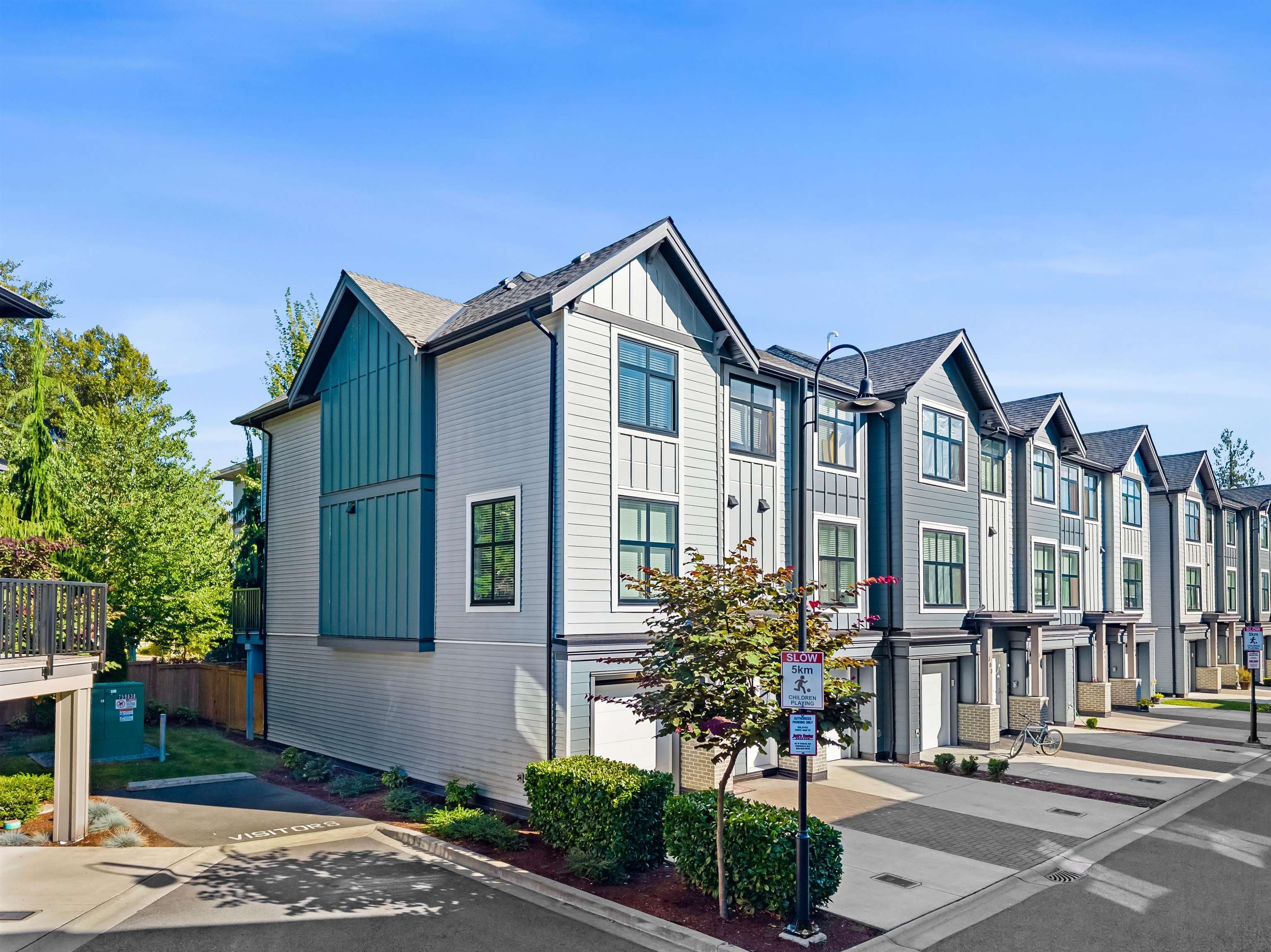 301 - 2267 Mckenzie Road, Abbotsford, V2S 0M9 — photo 3