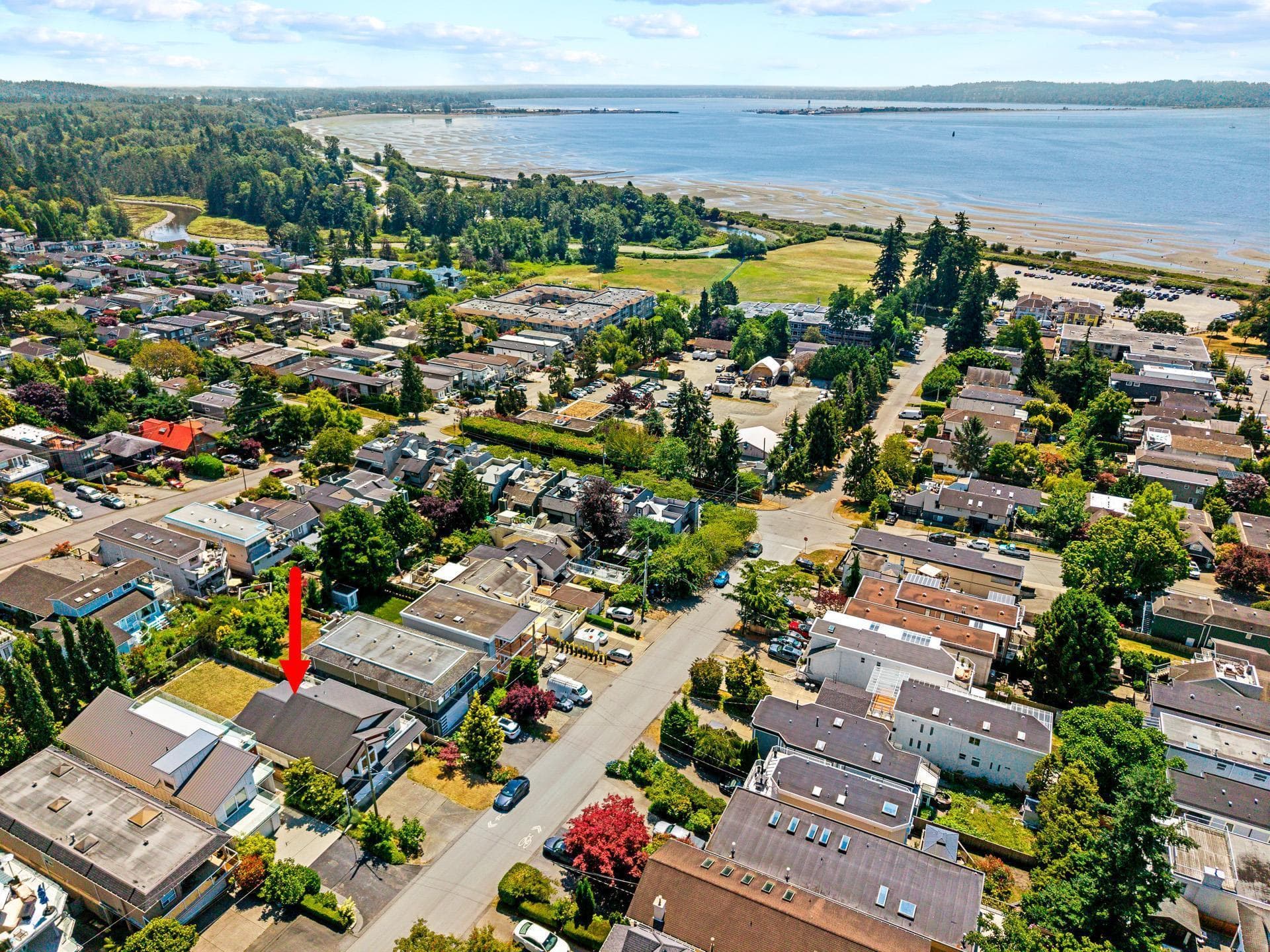 952 Kent Street, White Rock, V4B 4T1 — photo 4