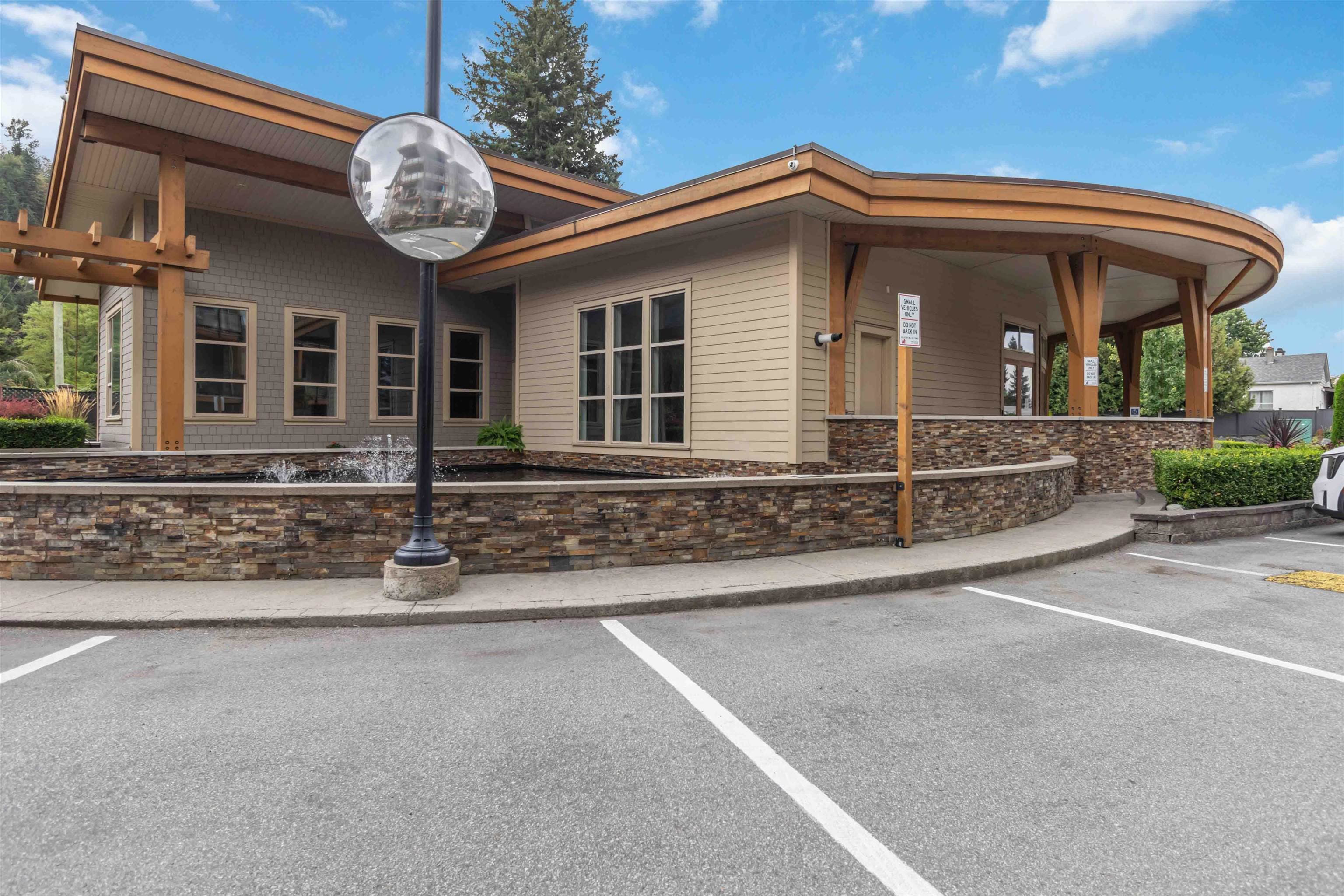 105 - 45746 Keith Wilson Road, Chilliwack, V2R 1J9 — photo 2
