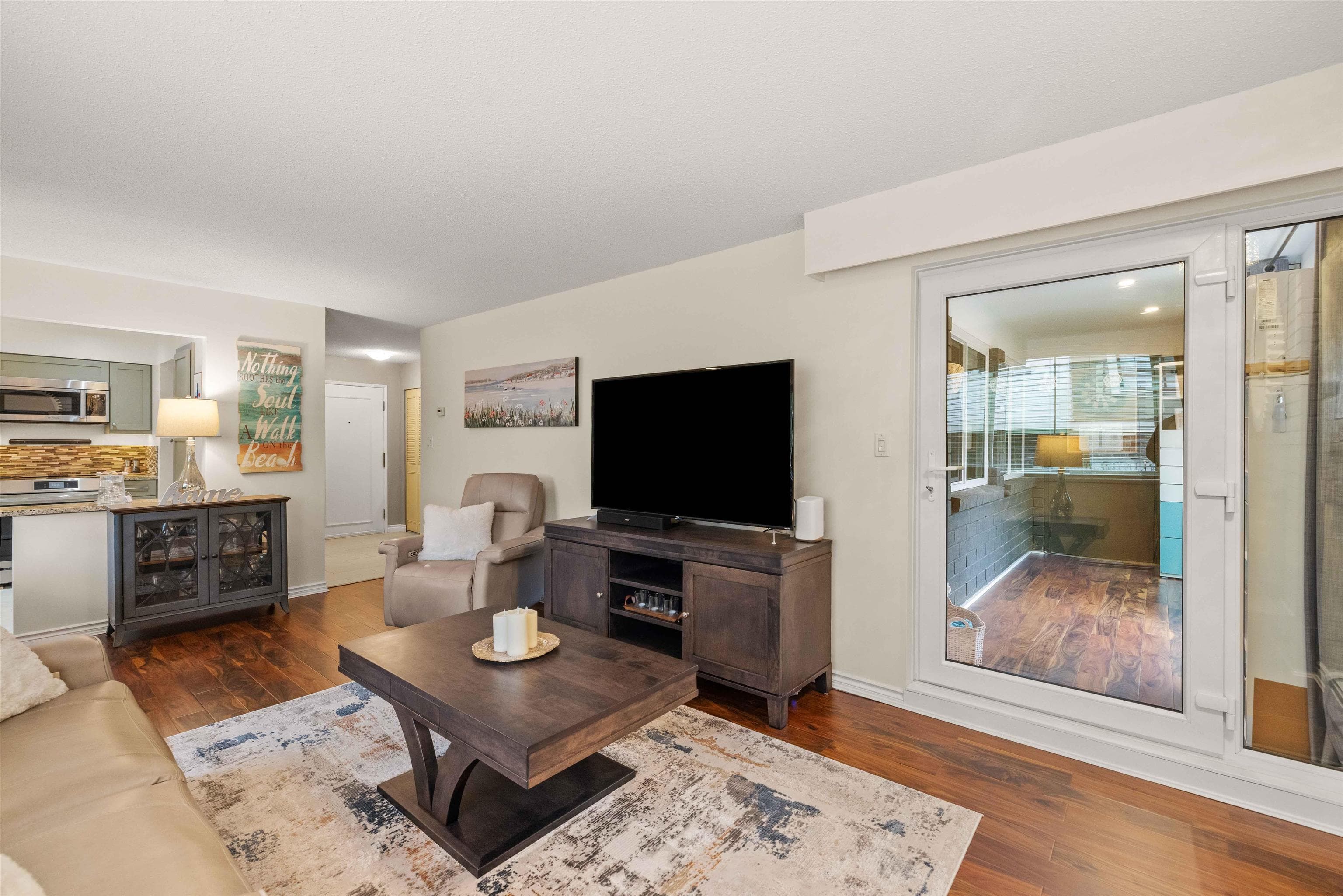 107 - 1368 Foster Street, White Rock, V4B 3X4 — photo 4
