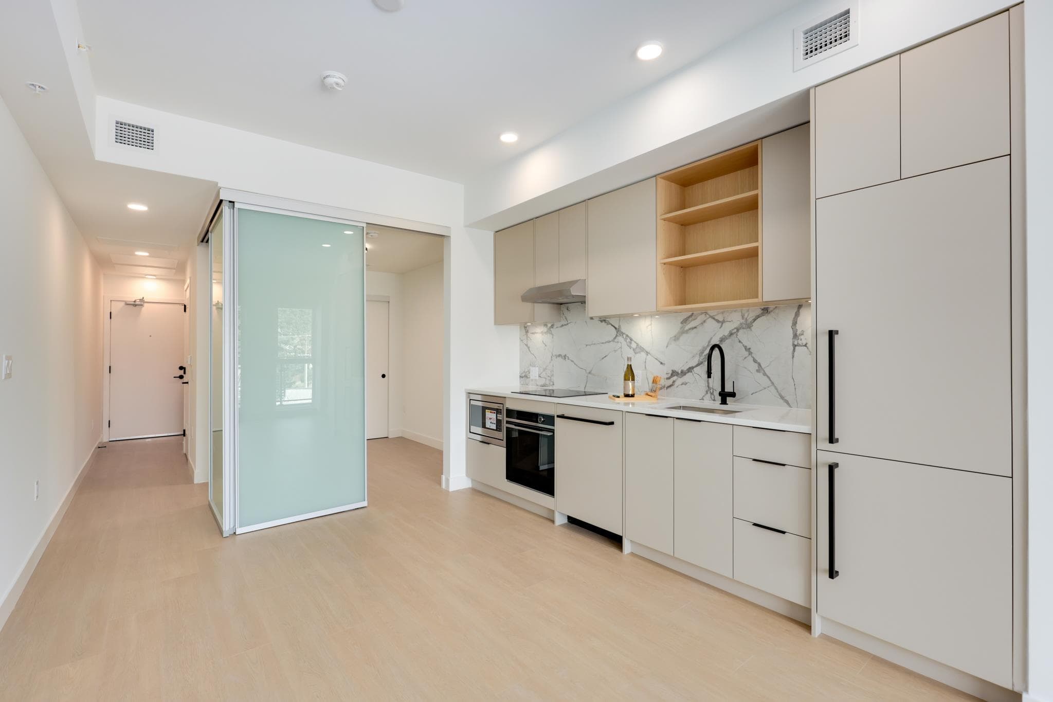 663 - 422 E 3rd Street, North Vancouver, V7L 0K1 — photo 4