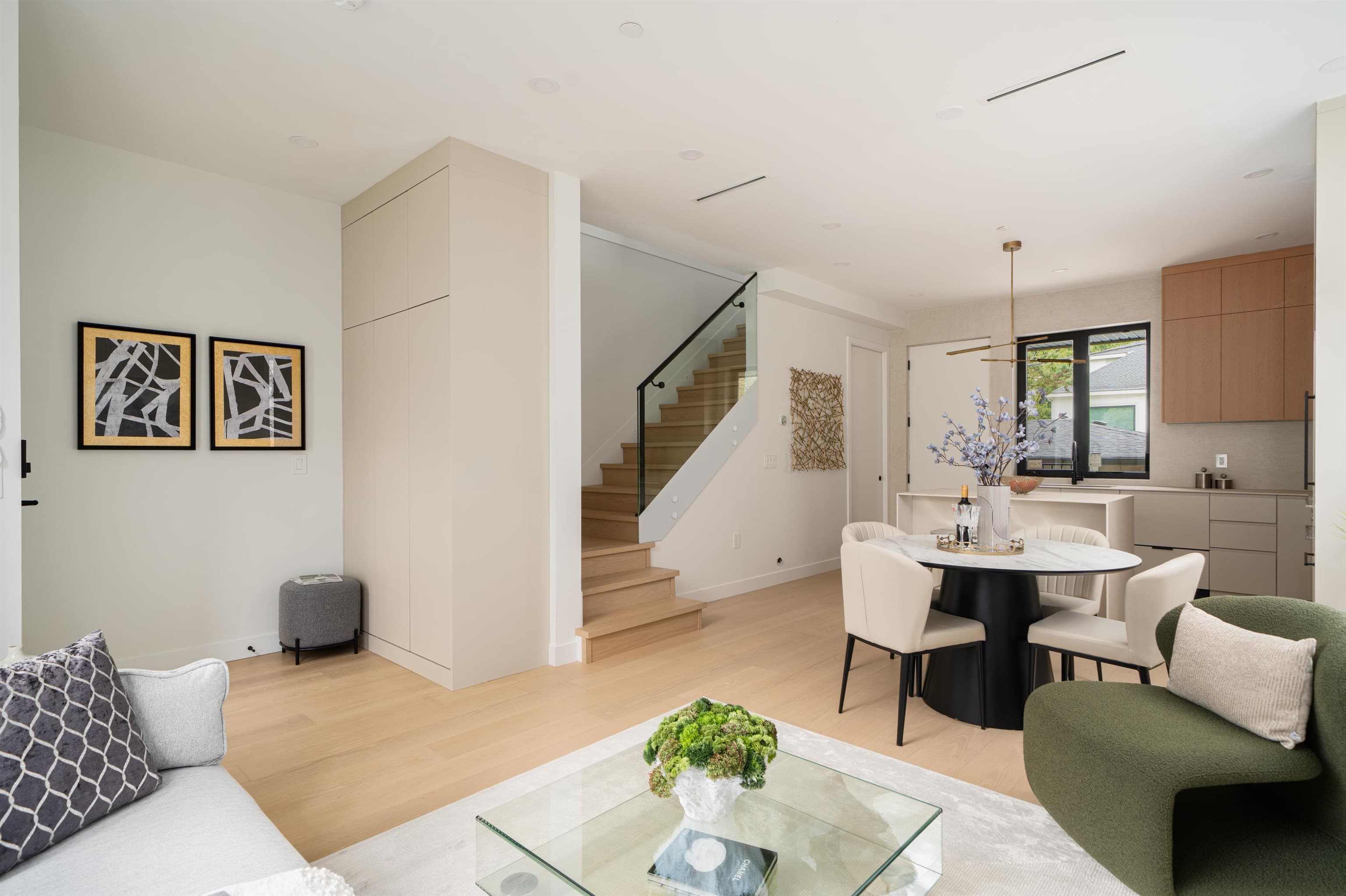 6577 Lime Street, Vancouver, V6P 5V7 — photo 4