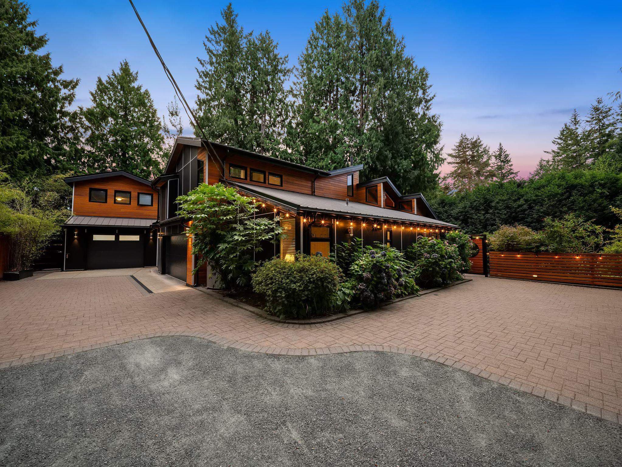 3742 204a Street, Langley, V3A 4S4 — photo 2