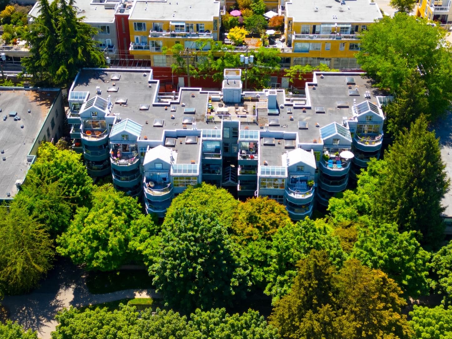 301 - 2250 W 3rd Avenue, Vancouver, V6K 1L4 — photo 1