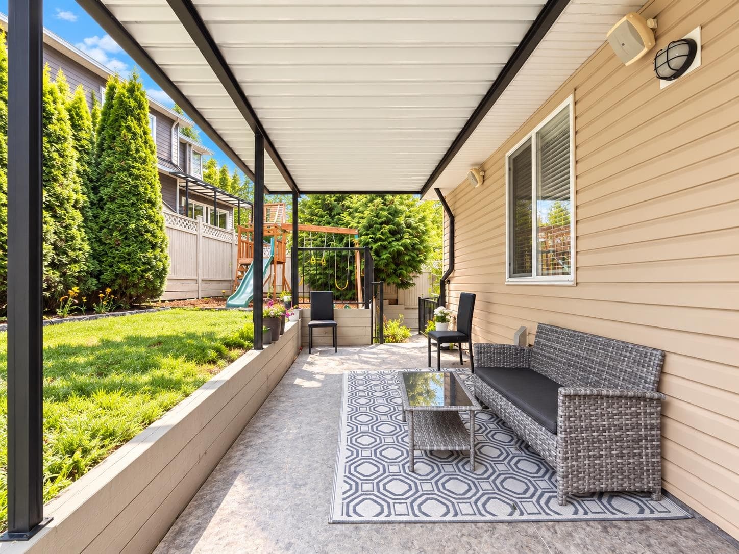 5906 139 Street, Surrey, V3X 0G6 — photo 2