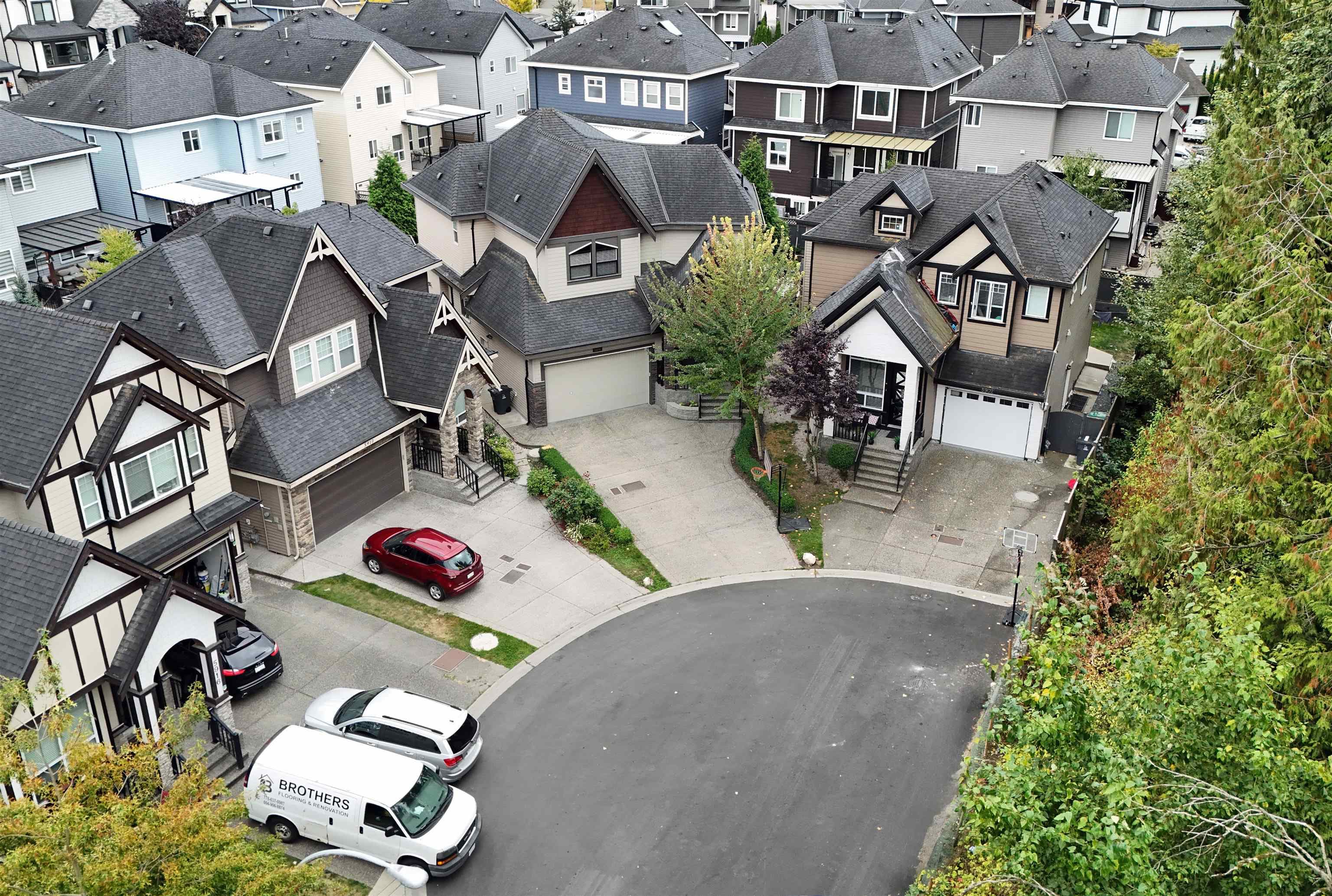 5906 139 Street, Surrey, V3X 0G6 — photo 1