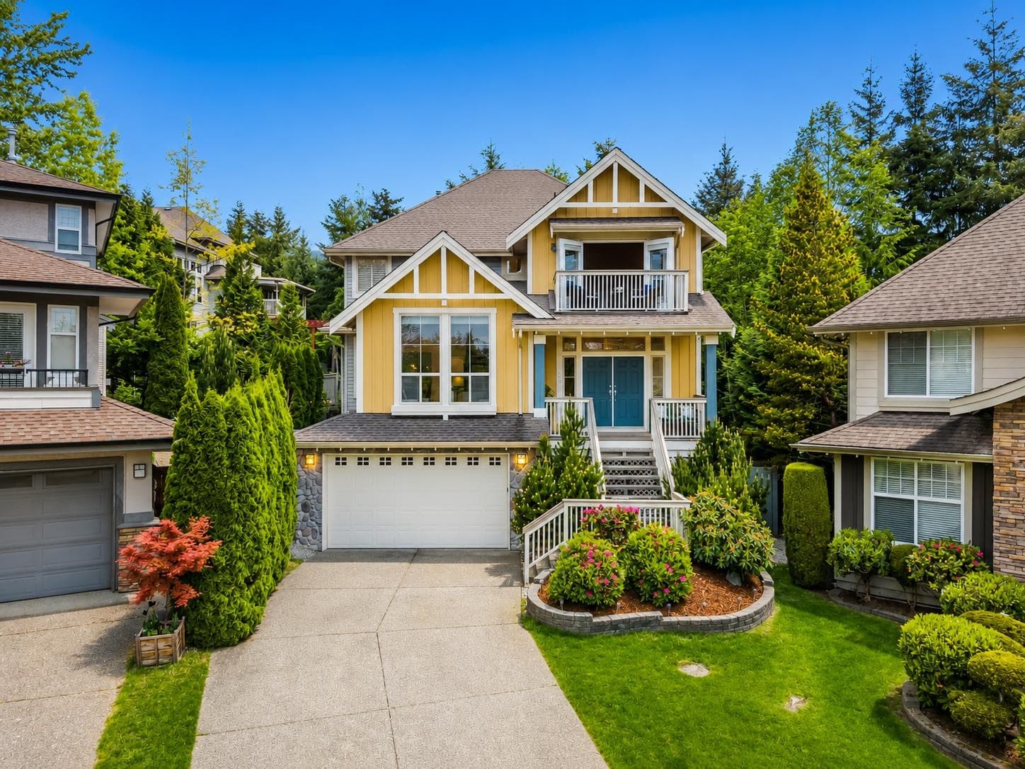 36 Maple Court, Port Moody, V3H 5M8 — photo 1