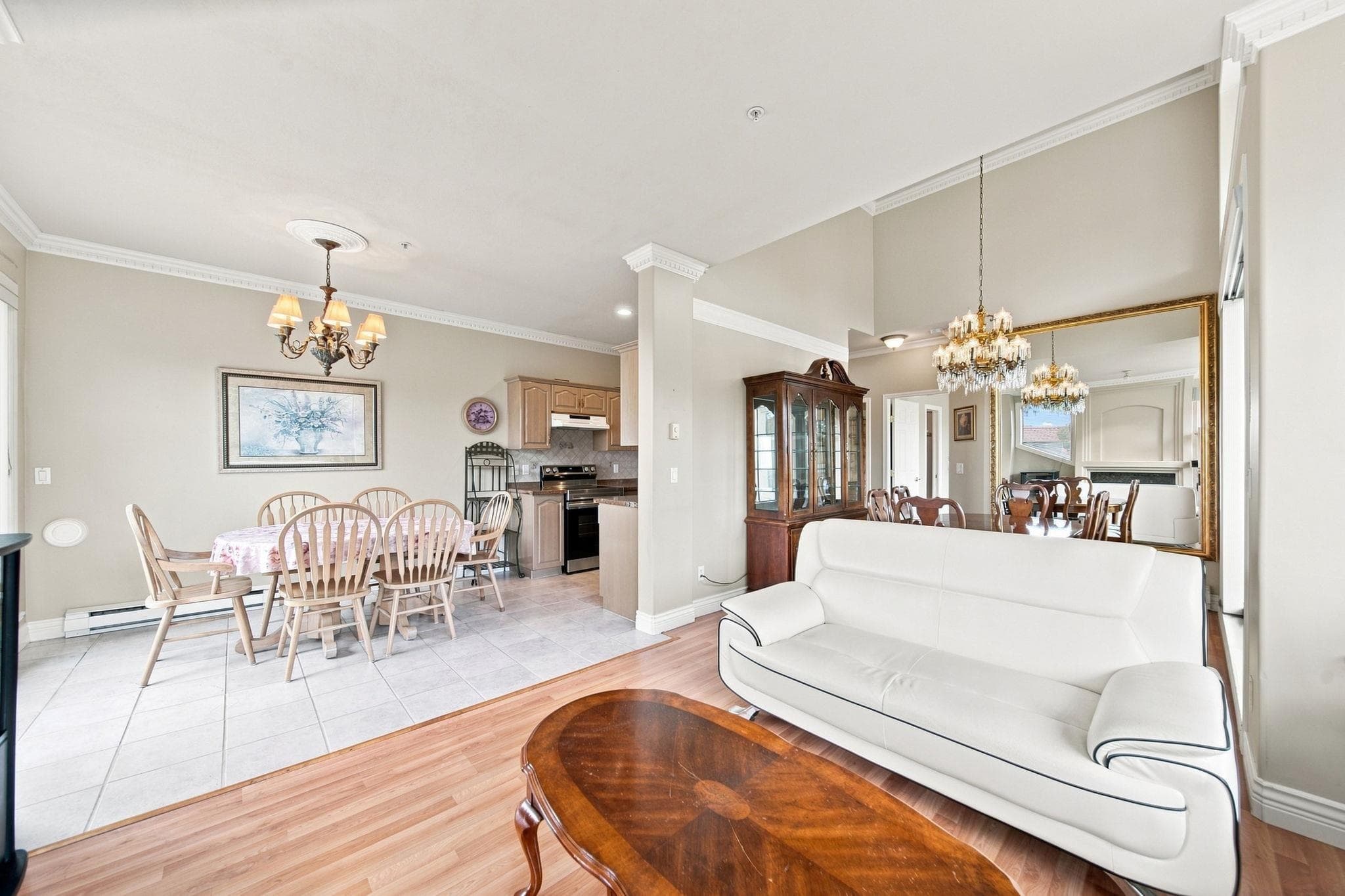 302 - 3176 Plateau Boulevard, Coquitlam, V3E 3J2 — photo 1