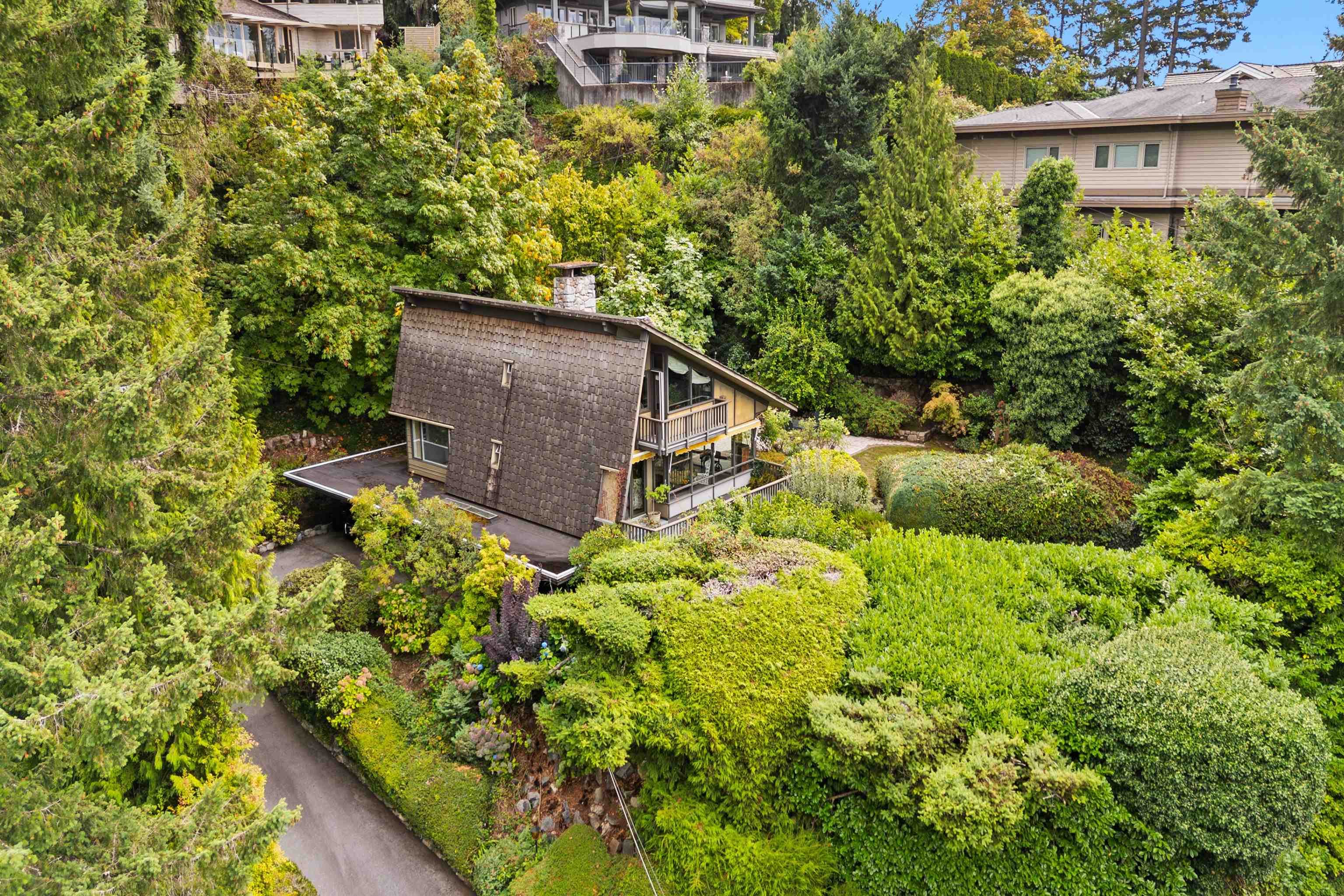 6035 Eagleridge Drive, West Vancouver, V7W 1W7 — photo 5
