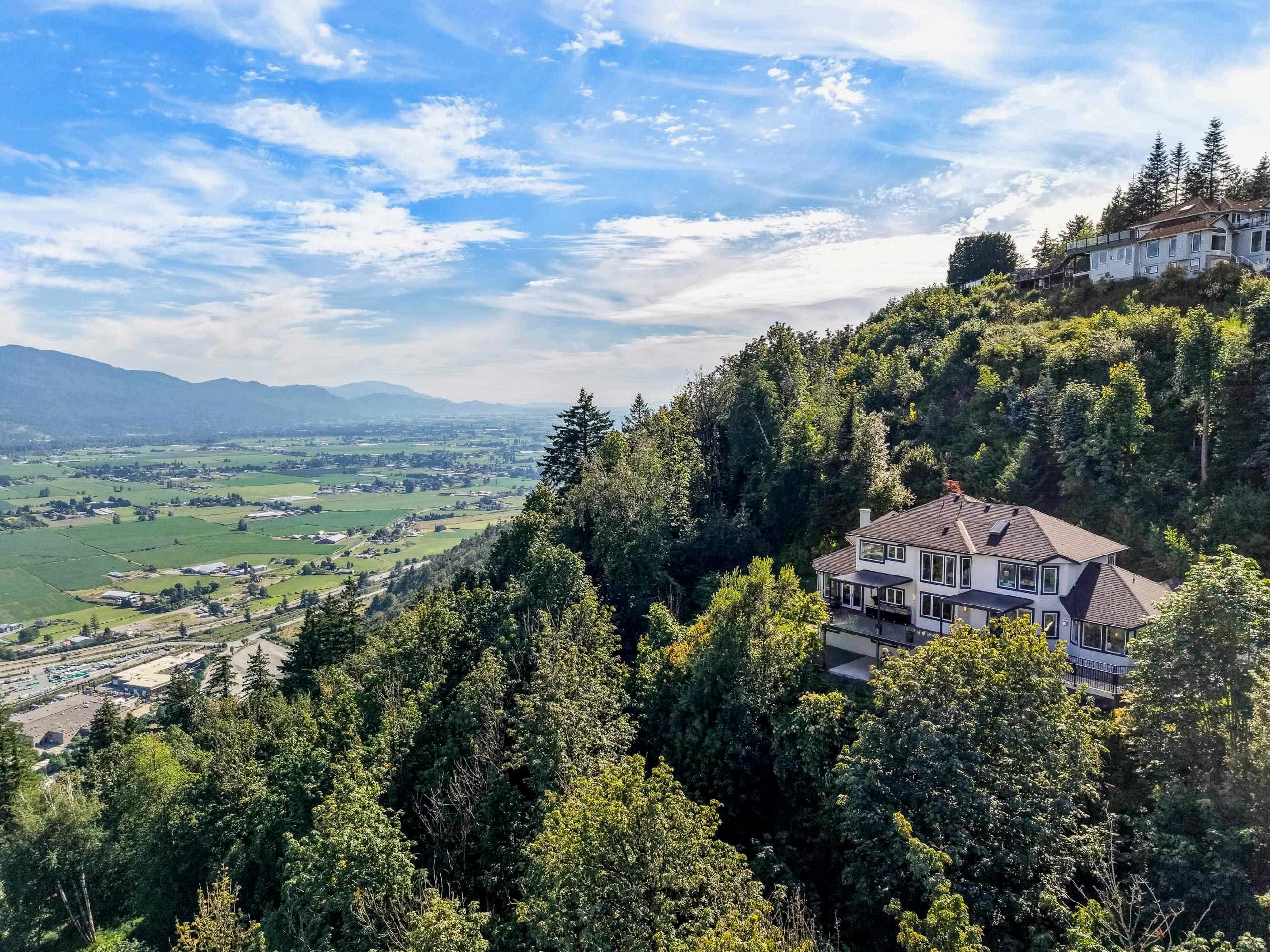 43619 Bracken Drive, Chilliwack, V2R 4A4 — photo 1