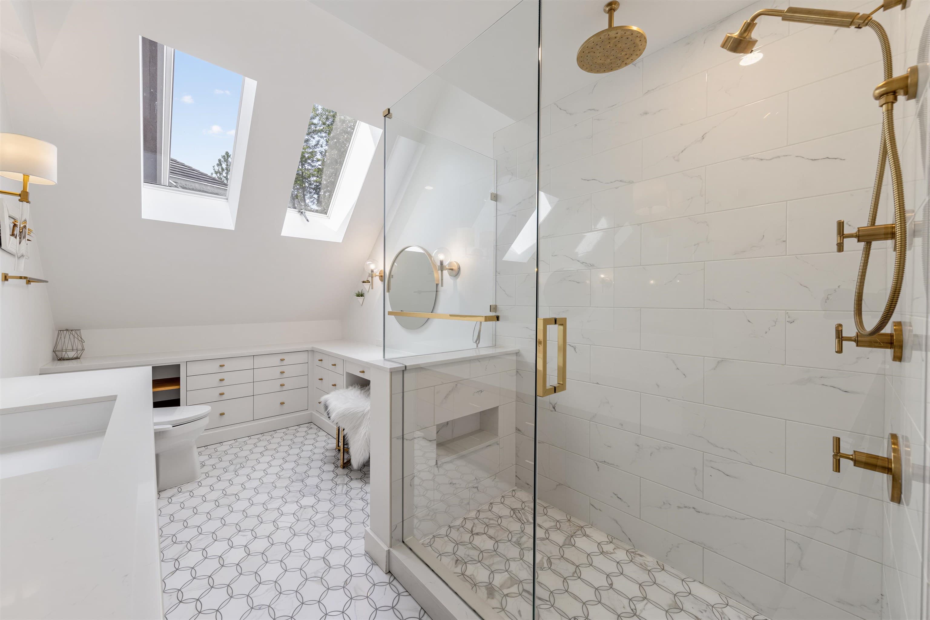 17015 105a Avenue, Surrey, V4N 5H8 — photo 3